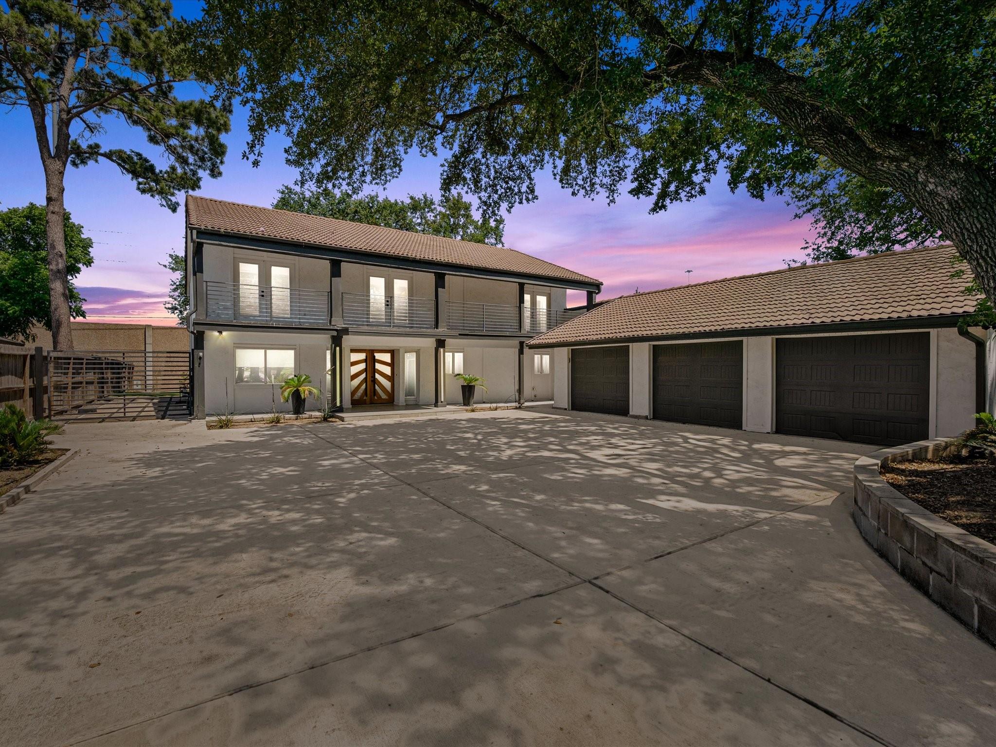 8202 Argentina Street — photo