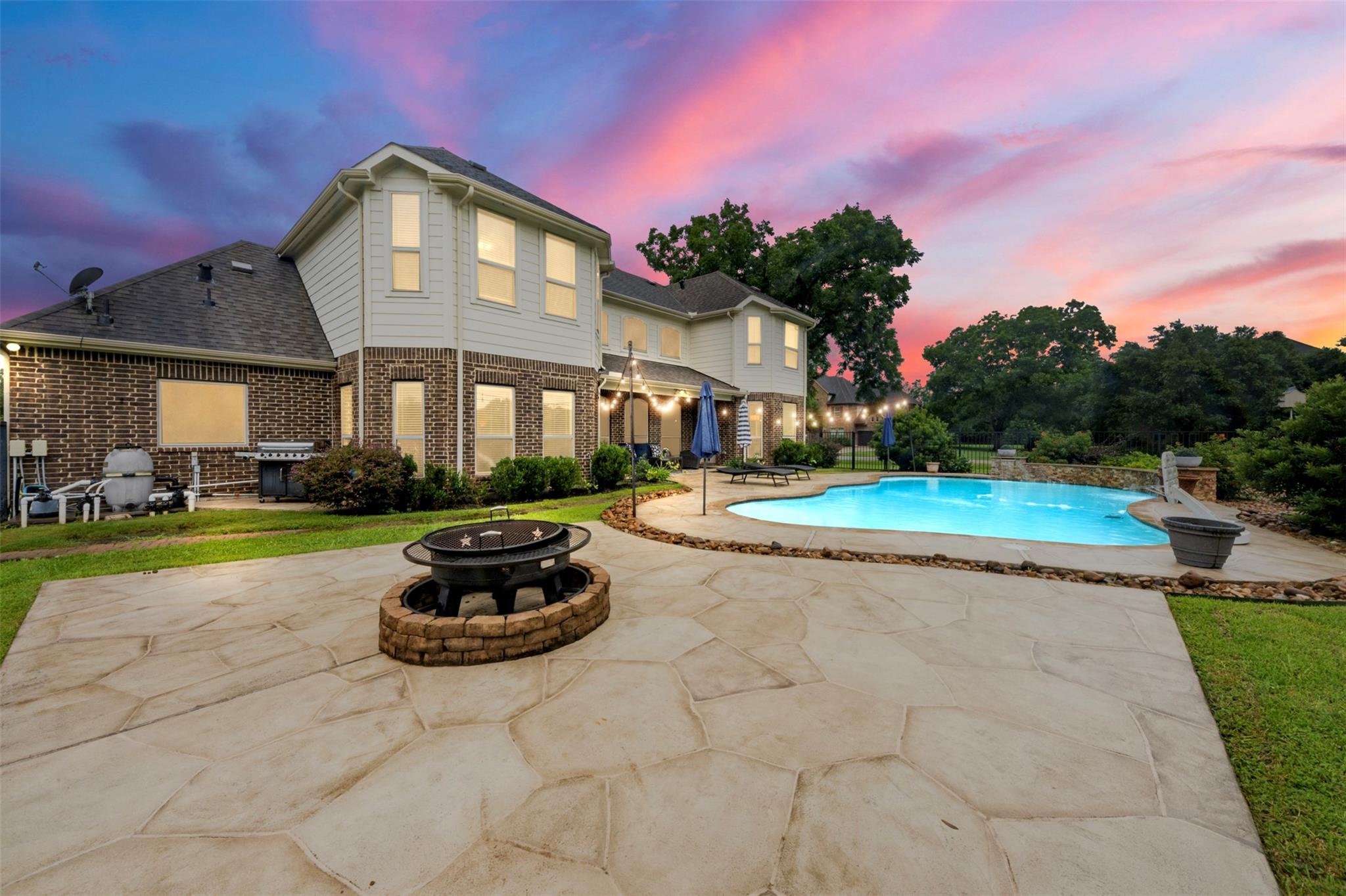 3926 Crystal Cascade Lane — photo