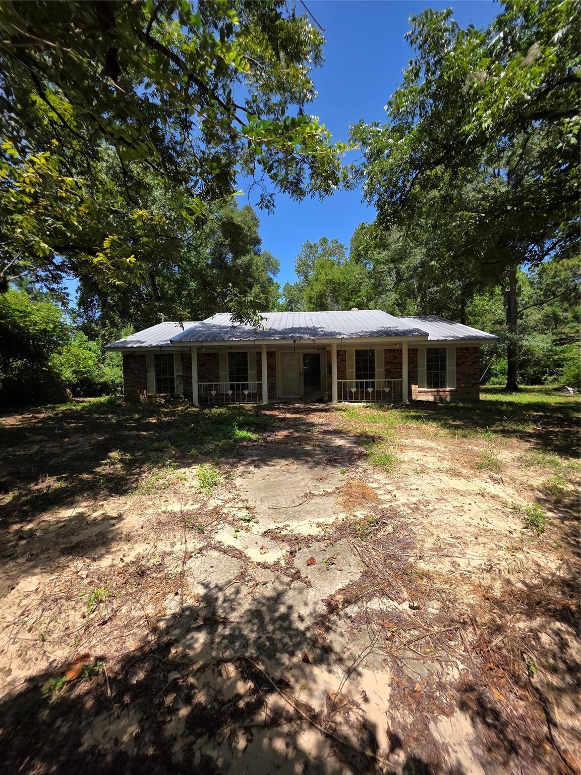 9739 Lakeview Drive — photo
