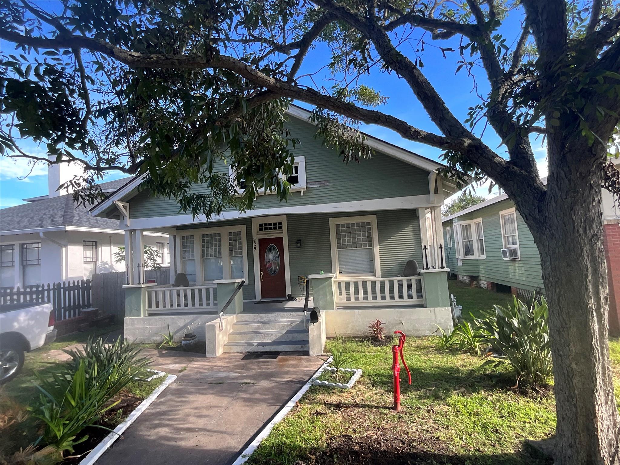 3527 Avenue R 1/2 — photo