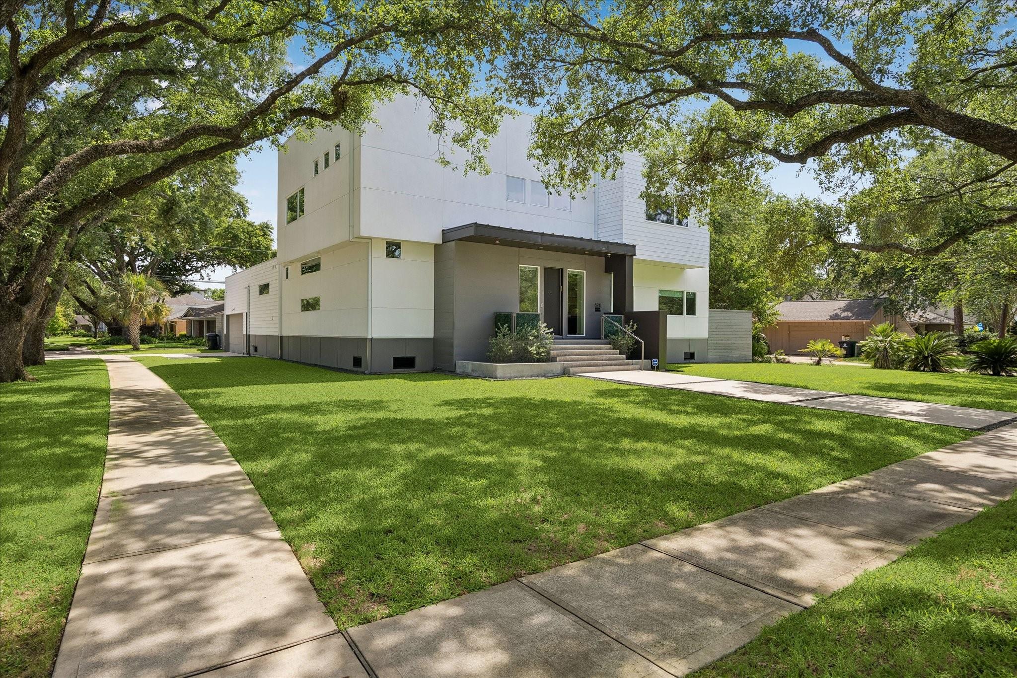 5215 Jason Street — photo