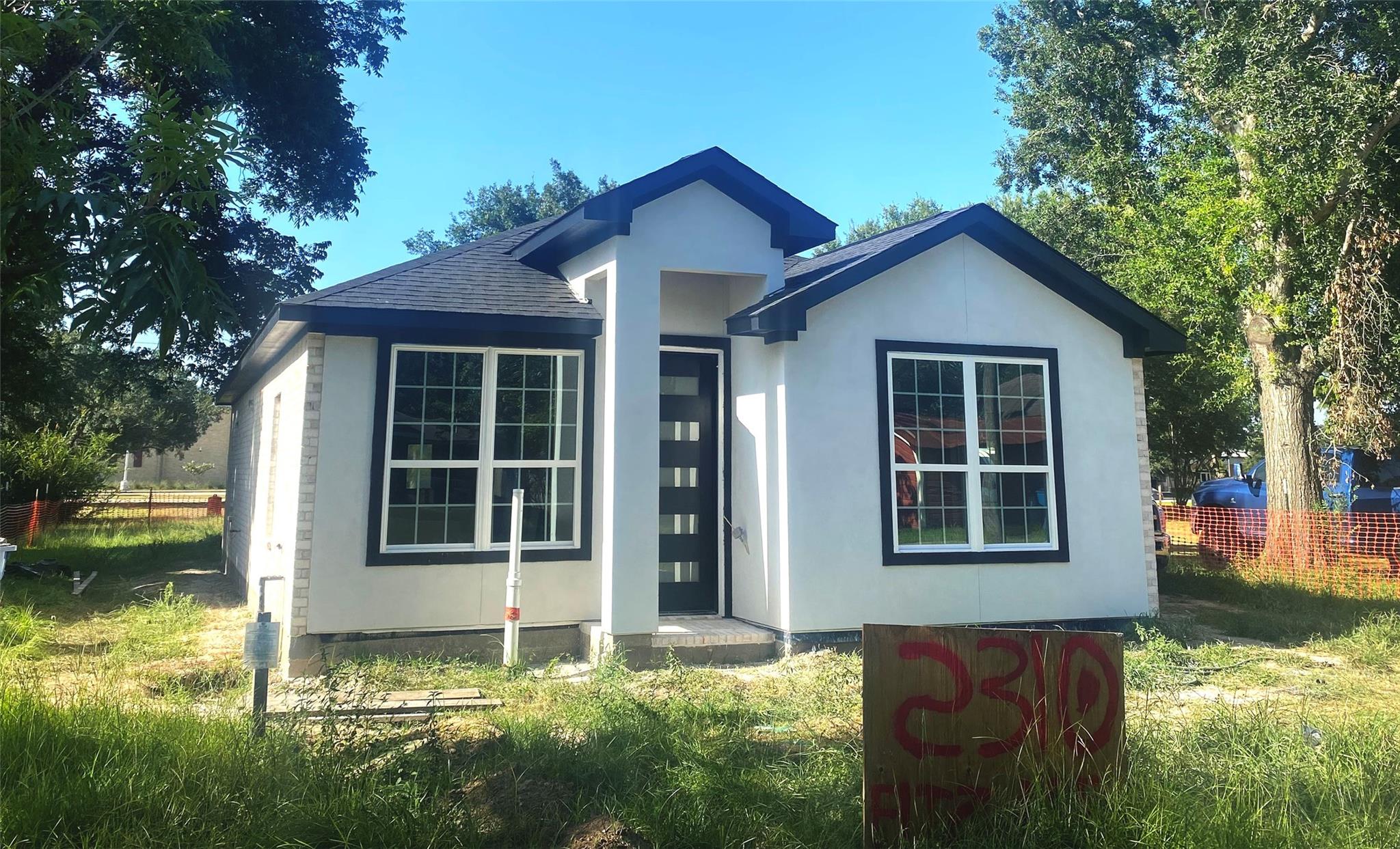 2310 Fitz Lee Street — photo