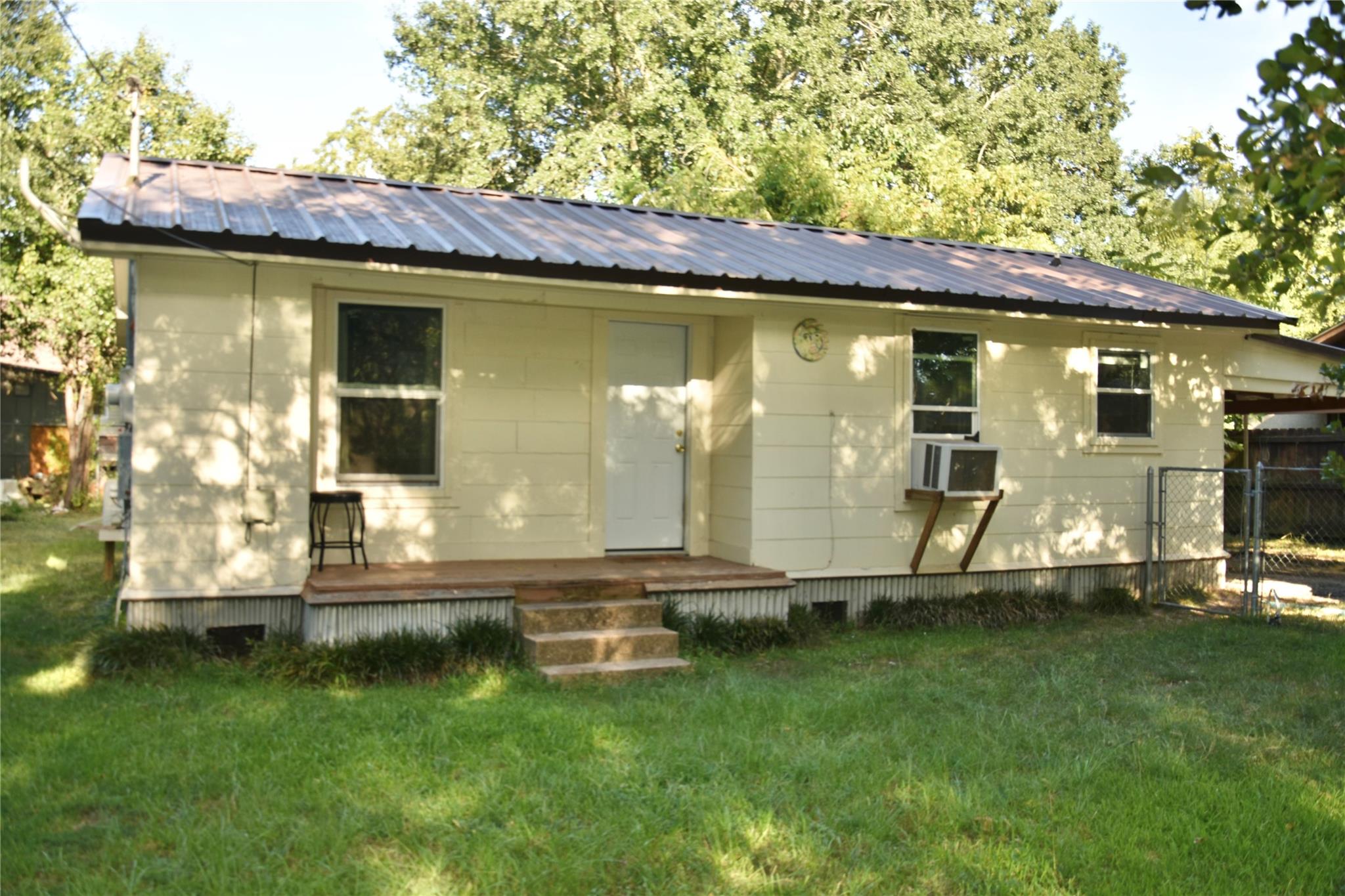 602 S Fair Street — photo