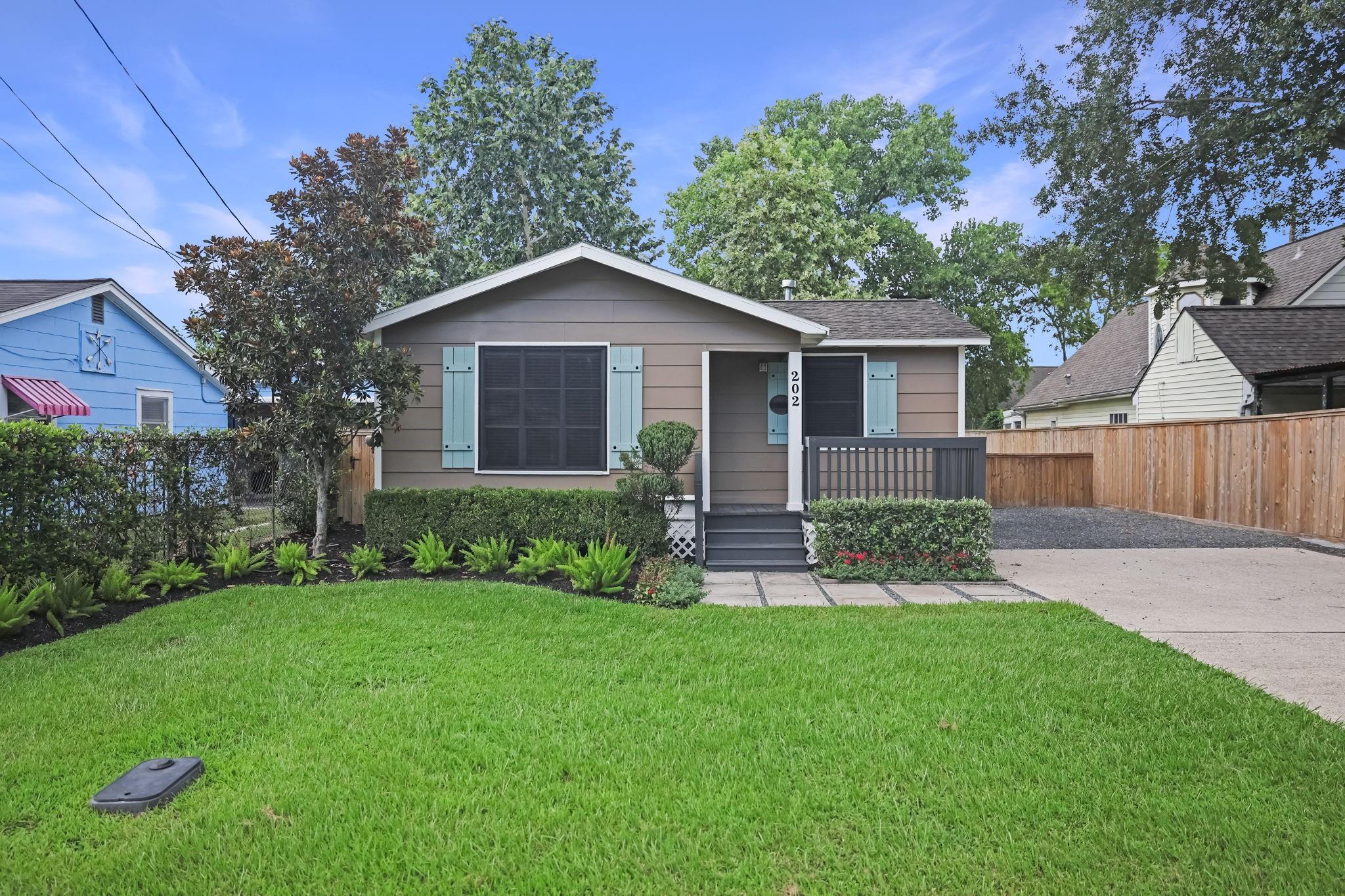 202 Fannin Street — photo