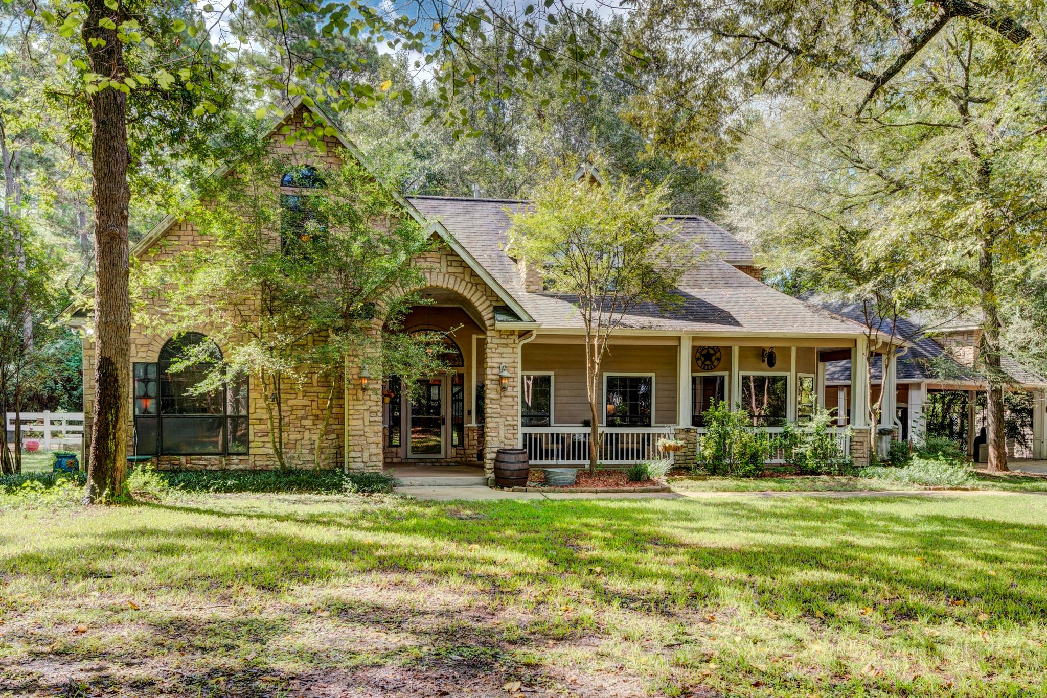 21015 Imperial Oak Drive — photo