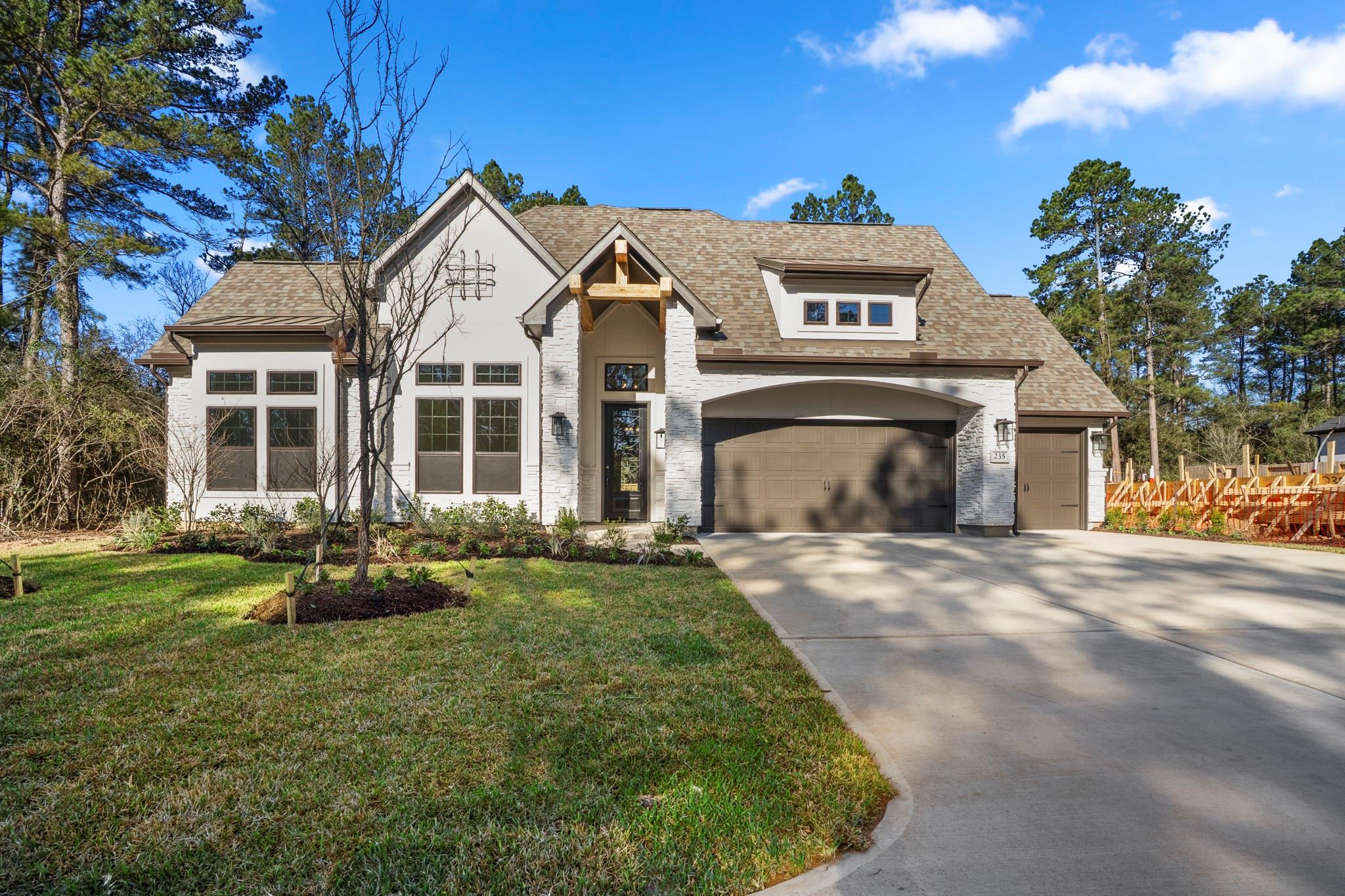 235 Nancy Lou Lane — photo