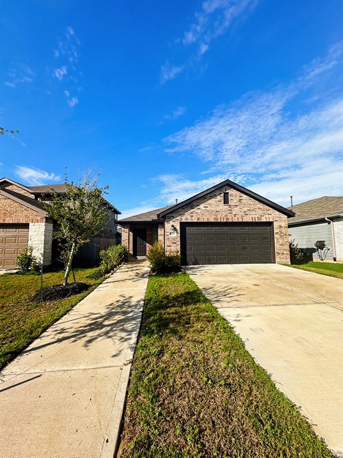 4538 Pinehurst Trace Drive, Pinehurst, TX 77362 — photo 2