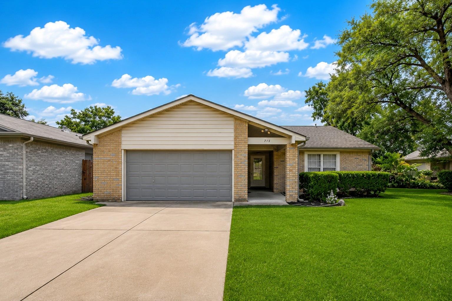 715 N Fork Court — photo