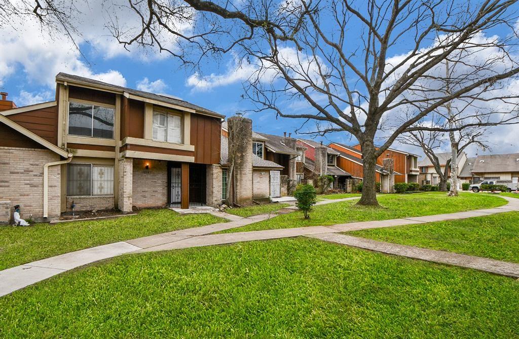 12569 Wellington Park Drive — photo