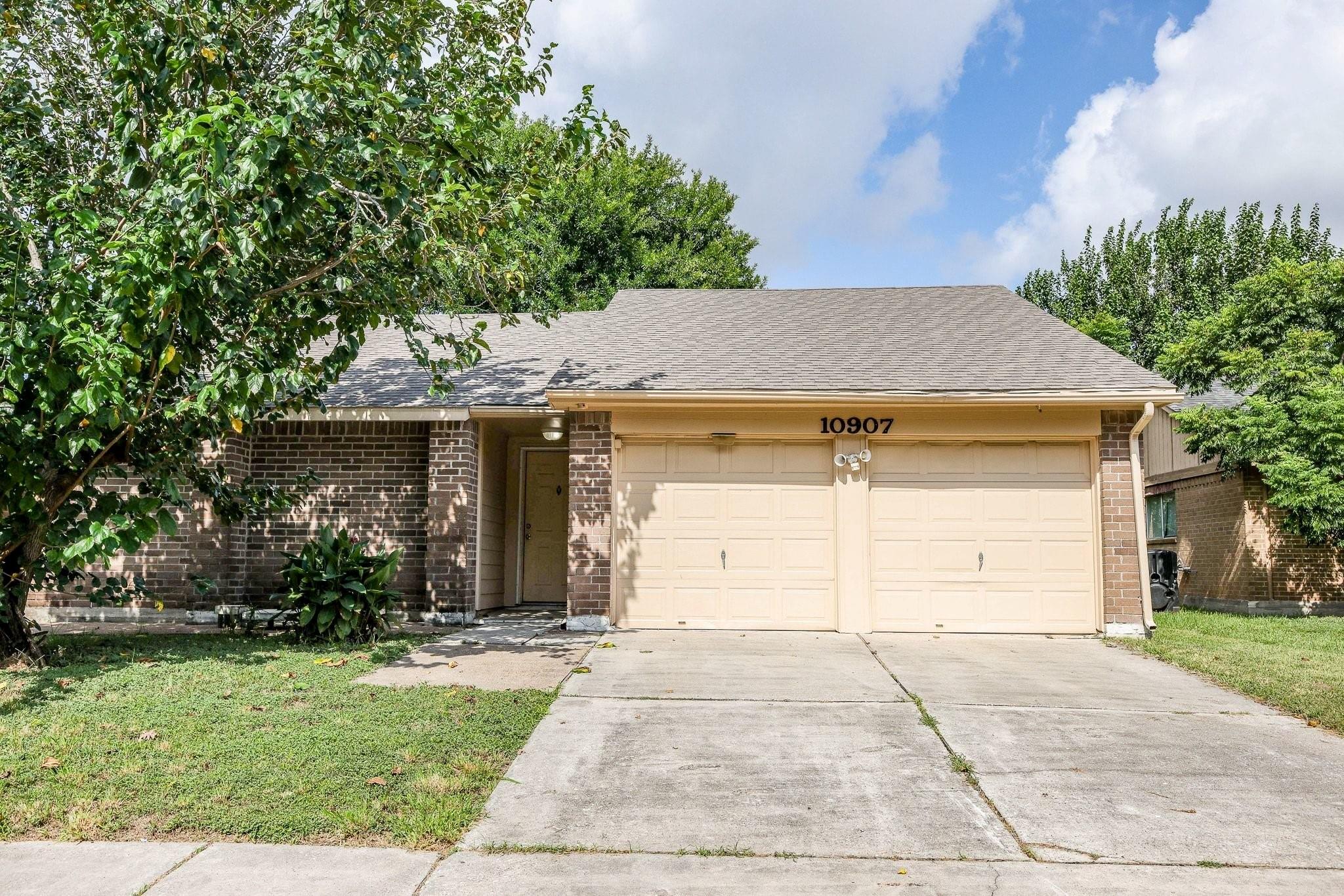 10907 Allison Bend Court — photo