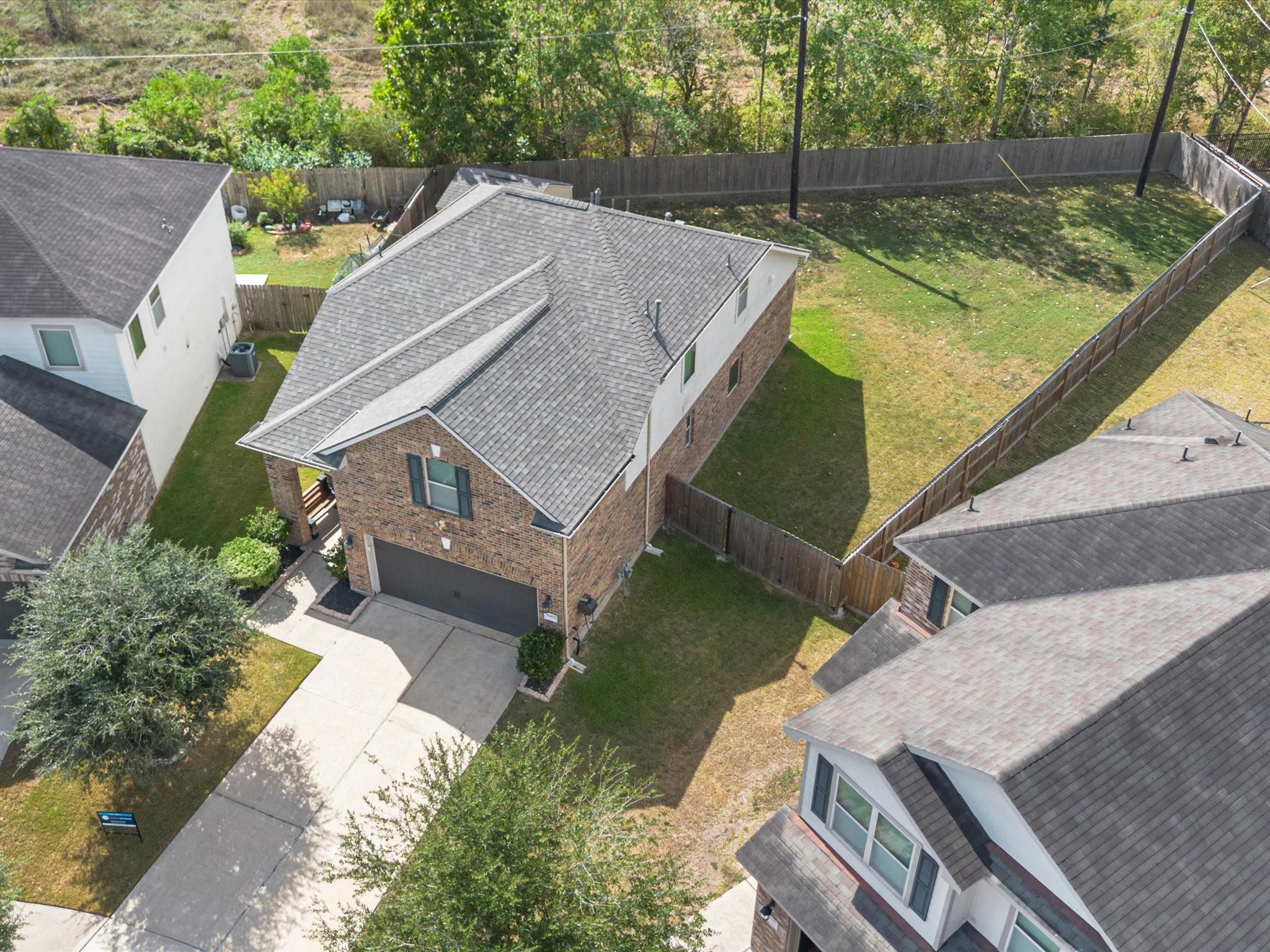 9402 Savannah Holly Drive — photo