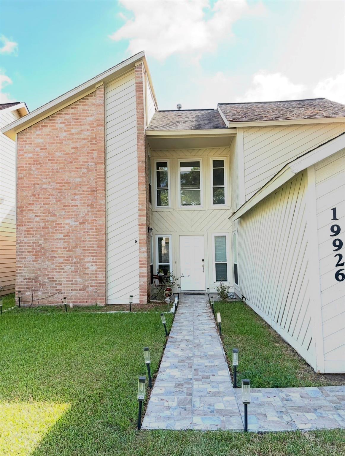 19926 18th Fairway Drive — photo