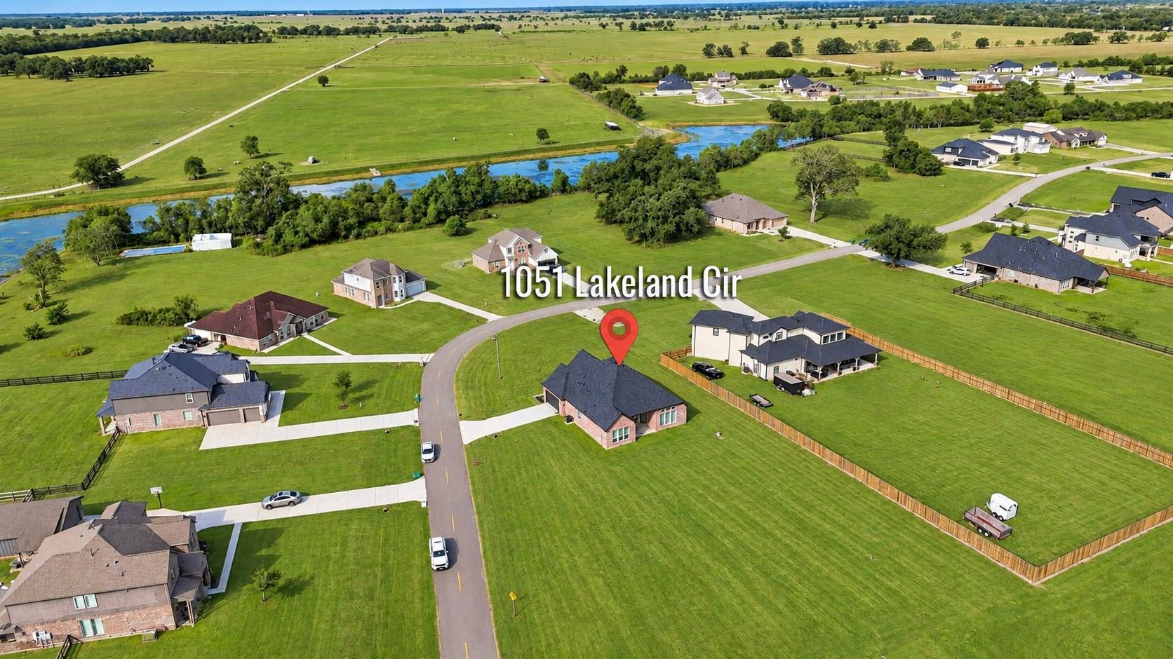 1051 Lakeland Circle — photo