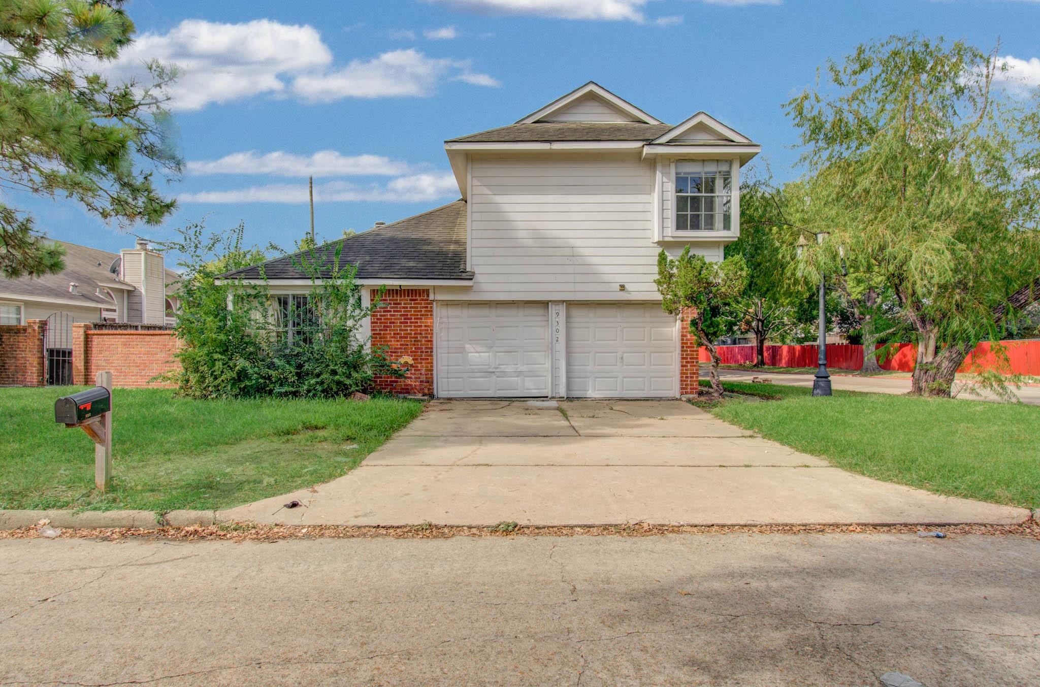 9302 Corner Oaks Lane — photo