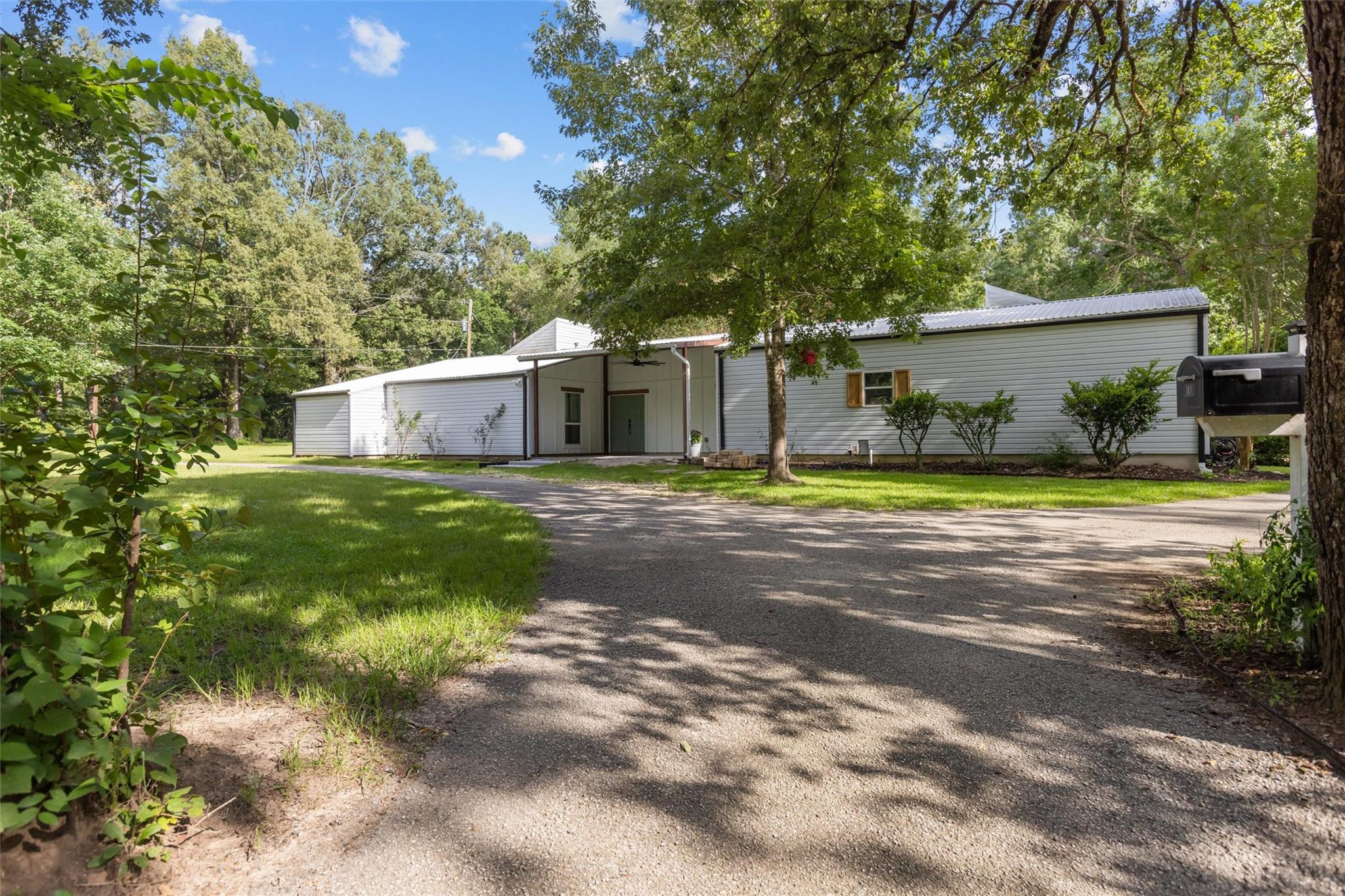 2021 Allendale Drive — photo