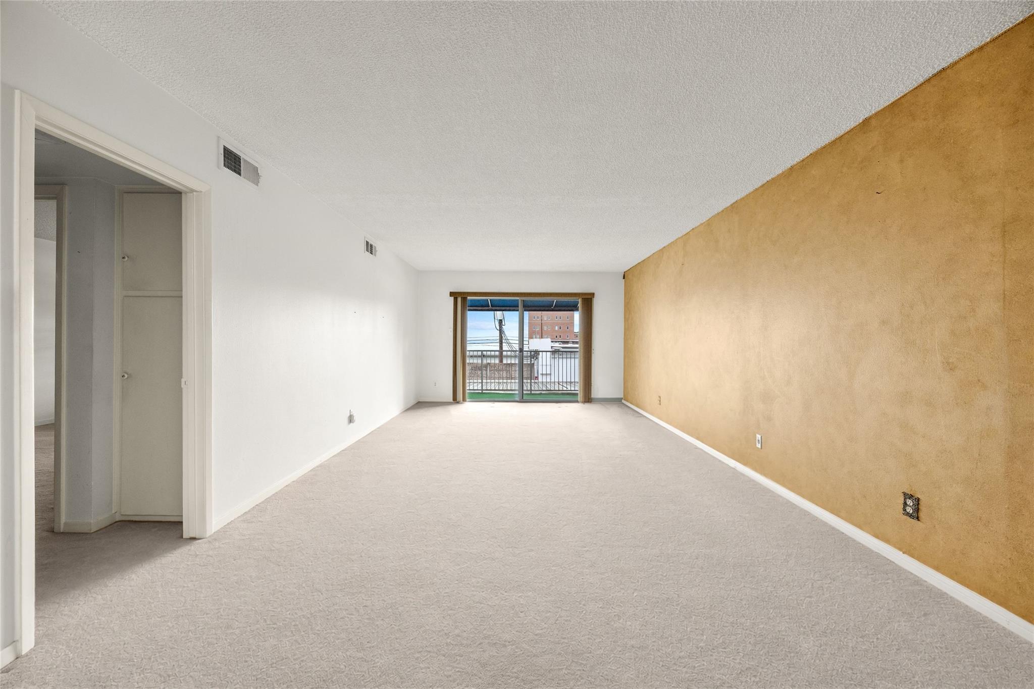 2700 Bellefontaine Street #B30 — photo