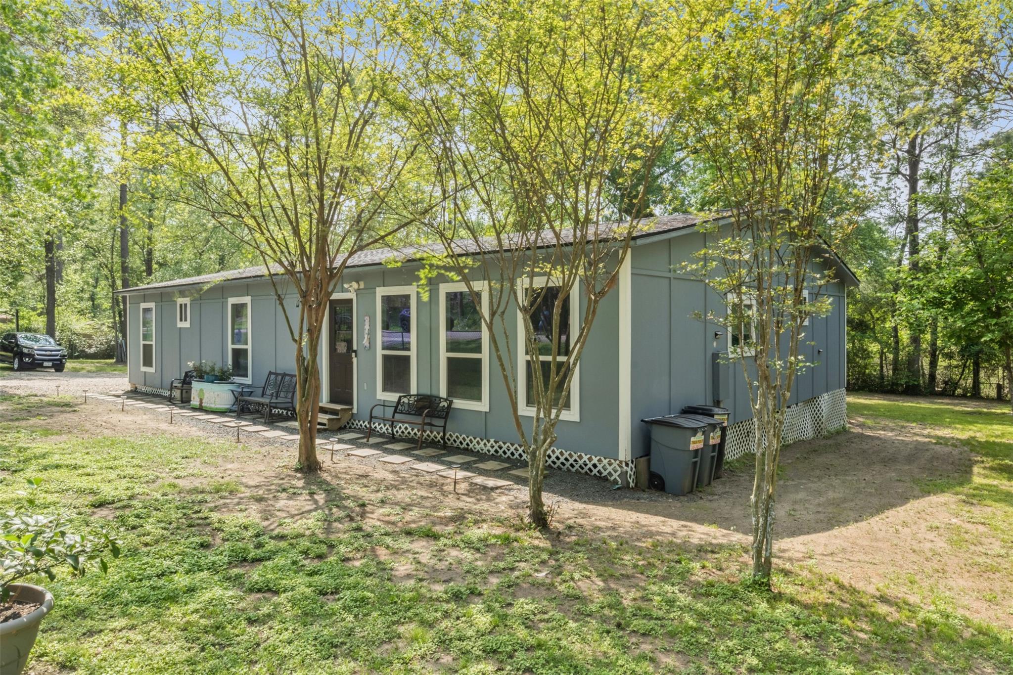 30519 Lake Circle Lane — photo