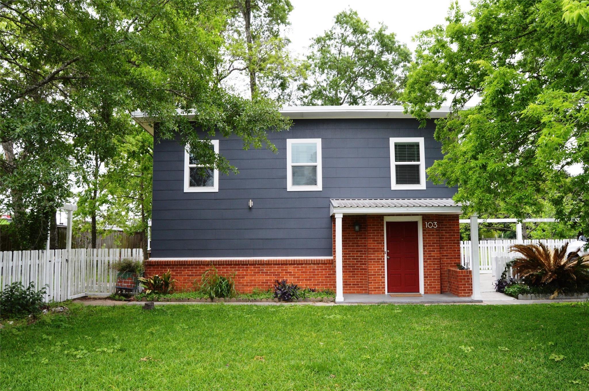 103 Elizabeth Street — photo