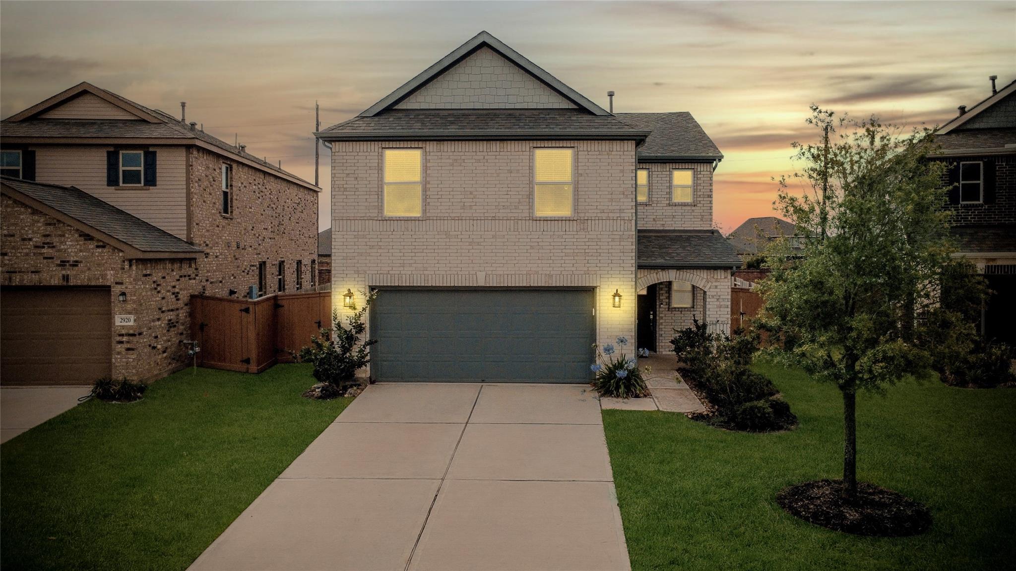 2916 Shimmer Edge Drive — photo