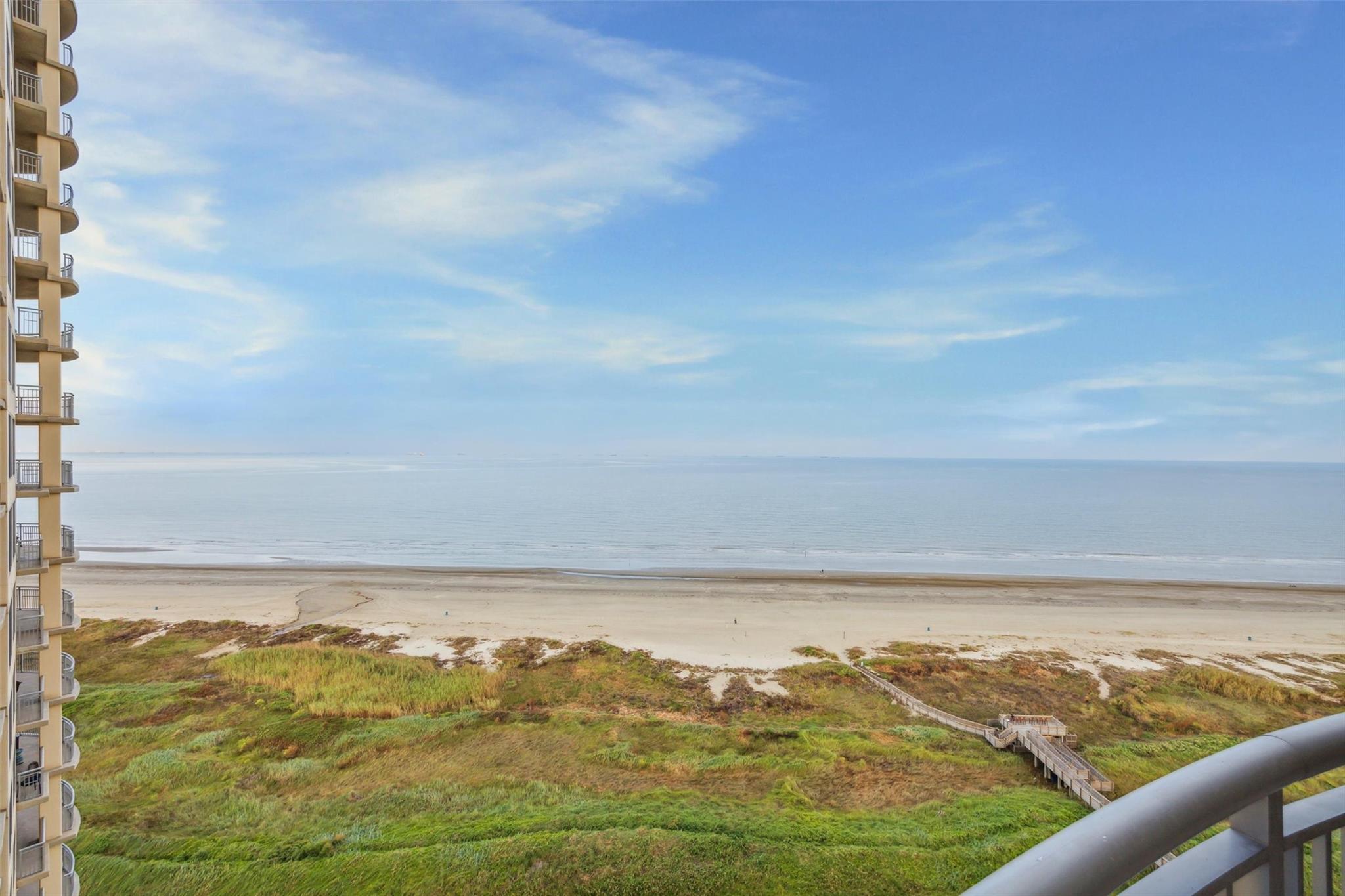 801 E Beach Drive Unit Tw1600 — photo