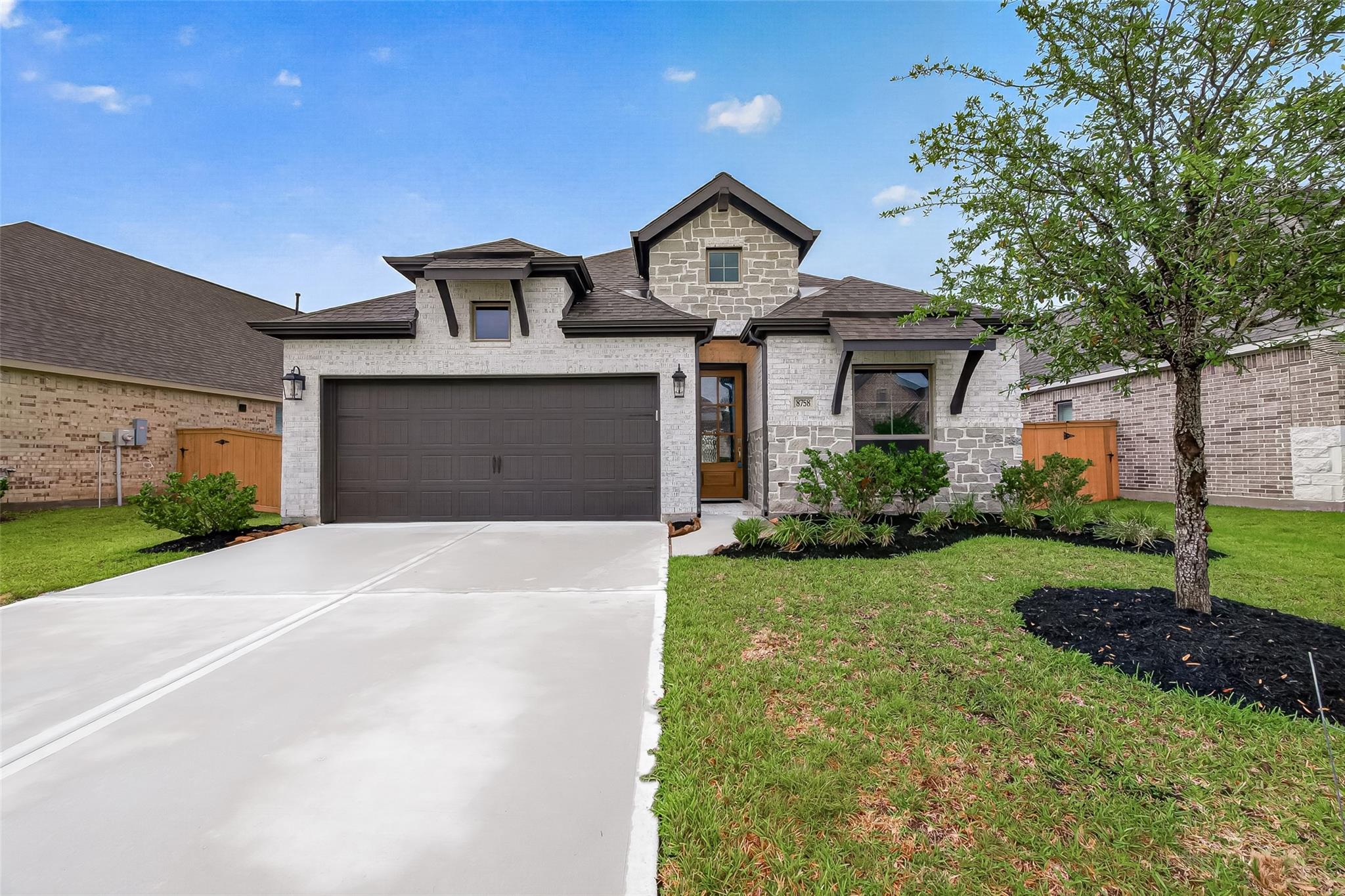 8758 Harbor Pines Drive — photo