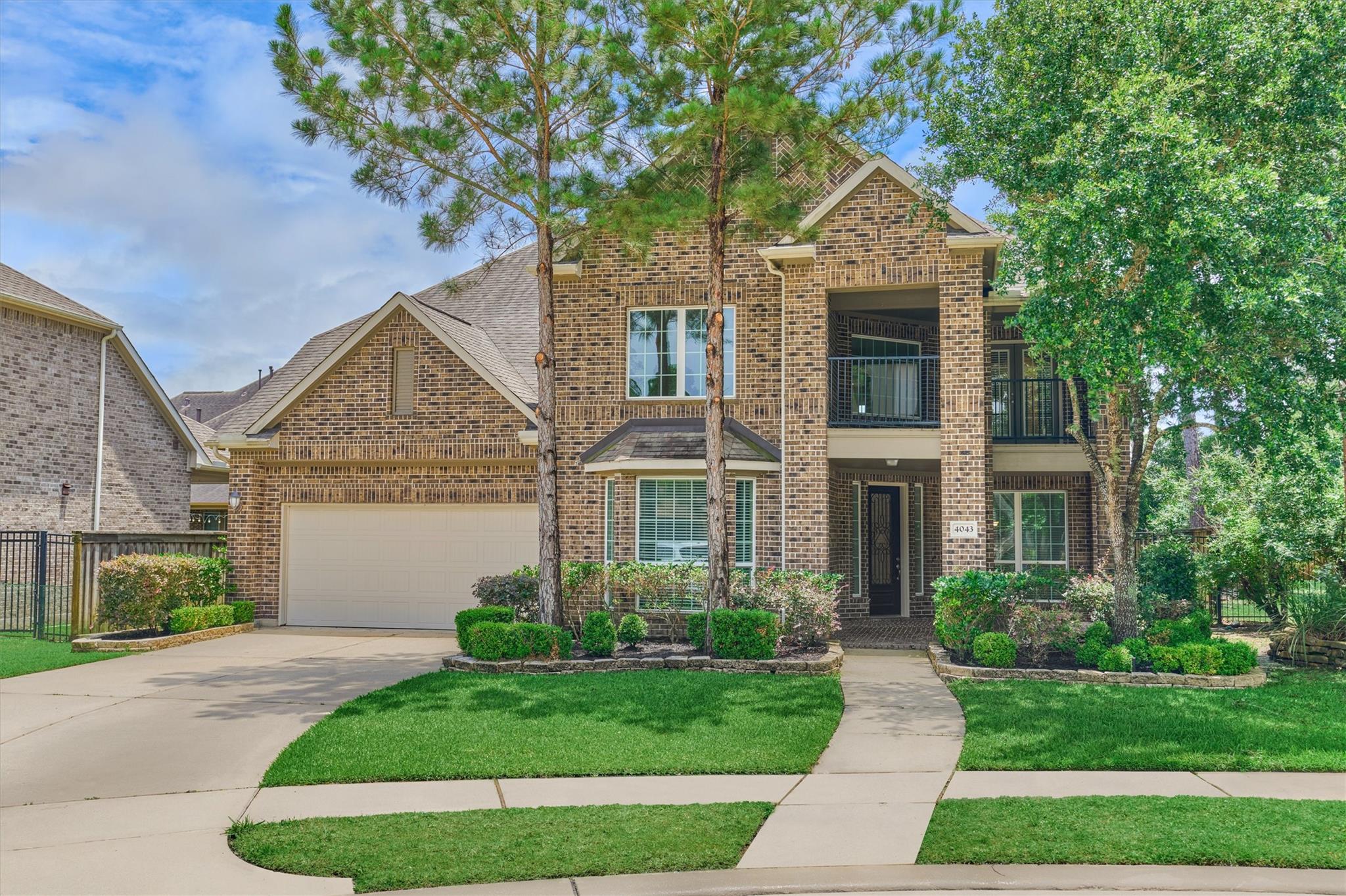 4043 Steep Woods Drive — photo