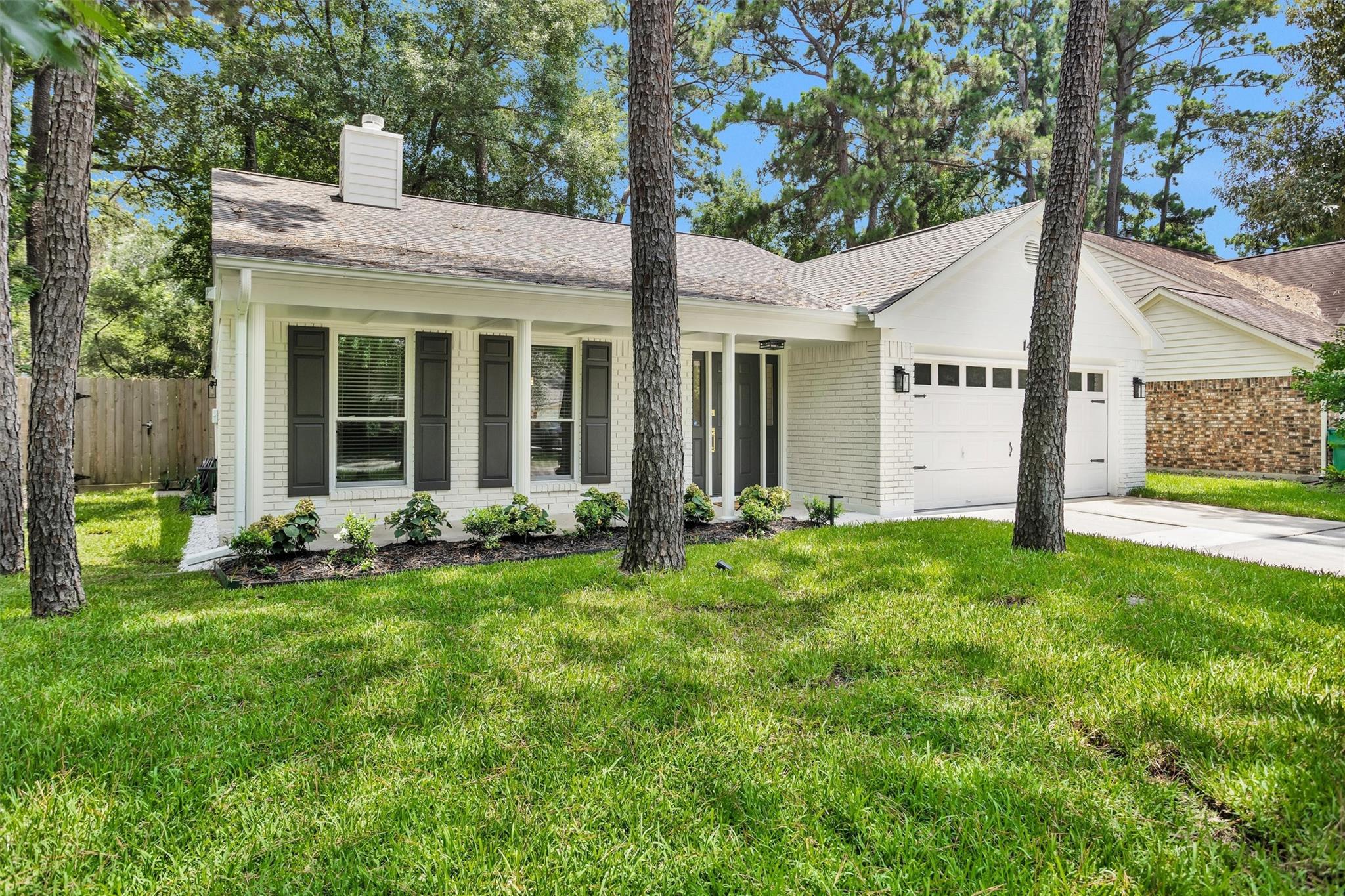147 E Pathfinders Circle — photo