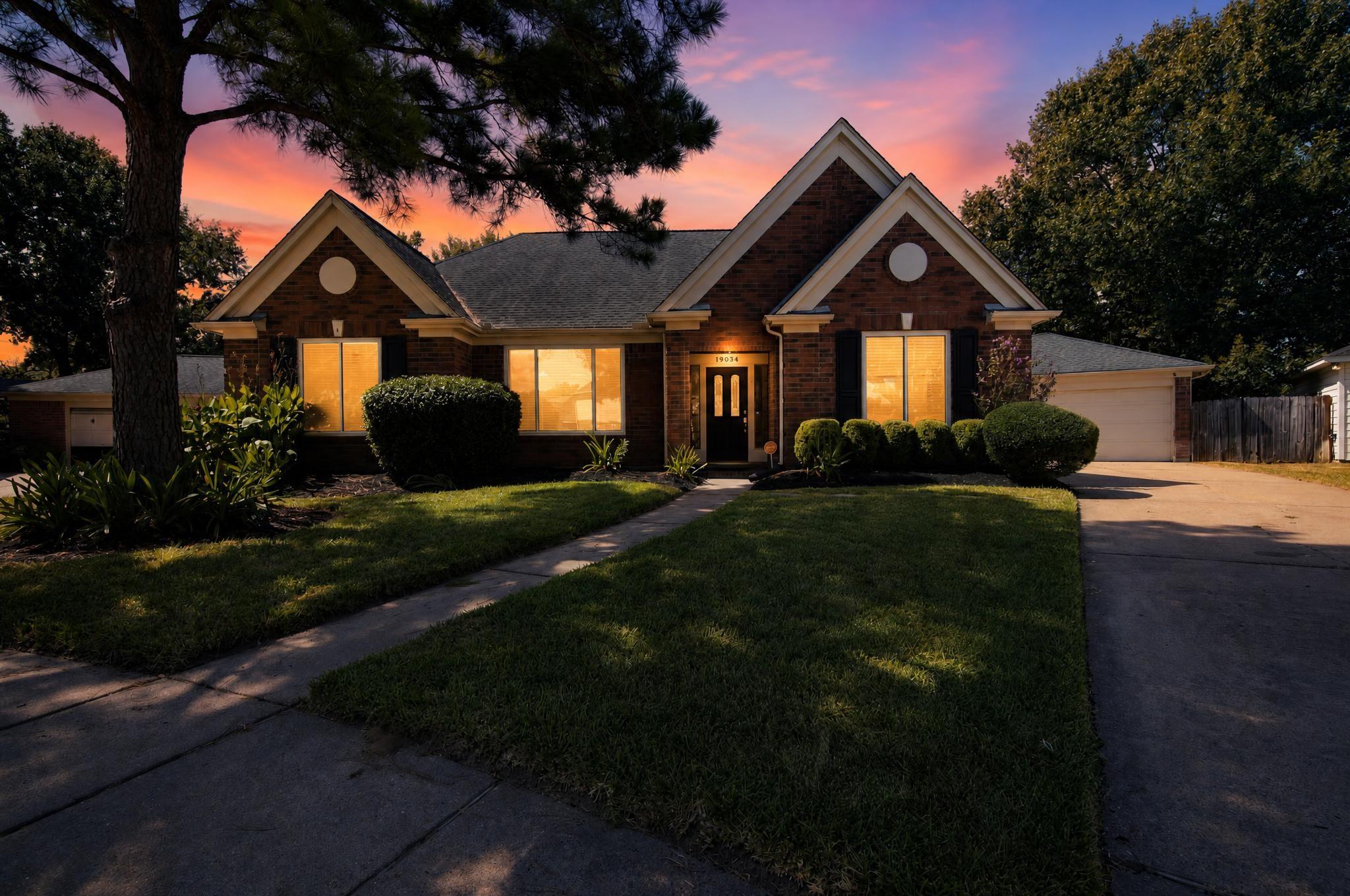 19034 Canyon River Lane — photo