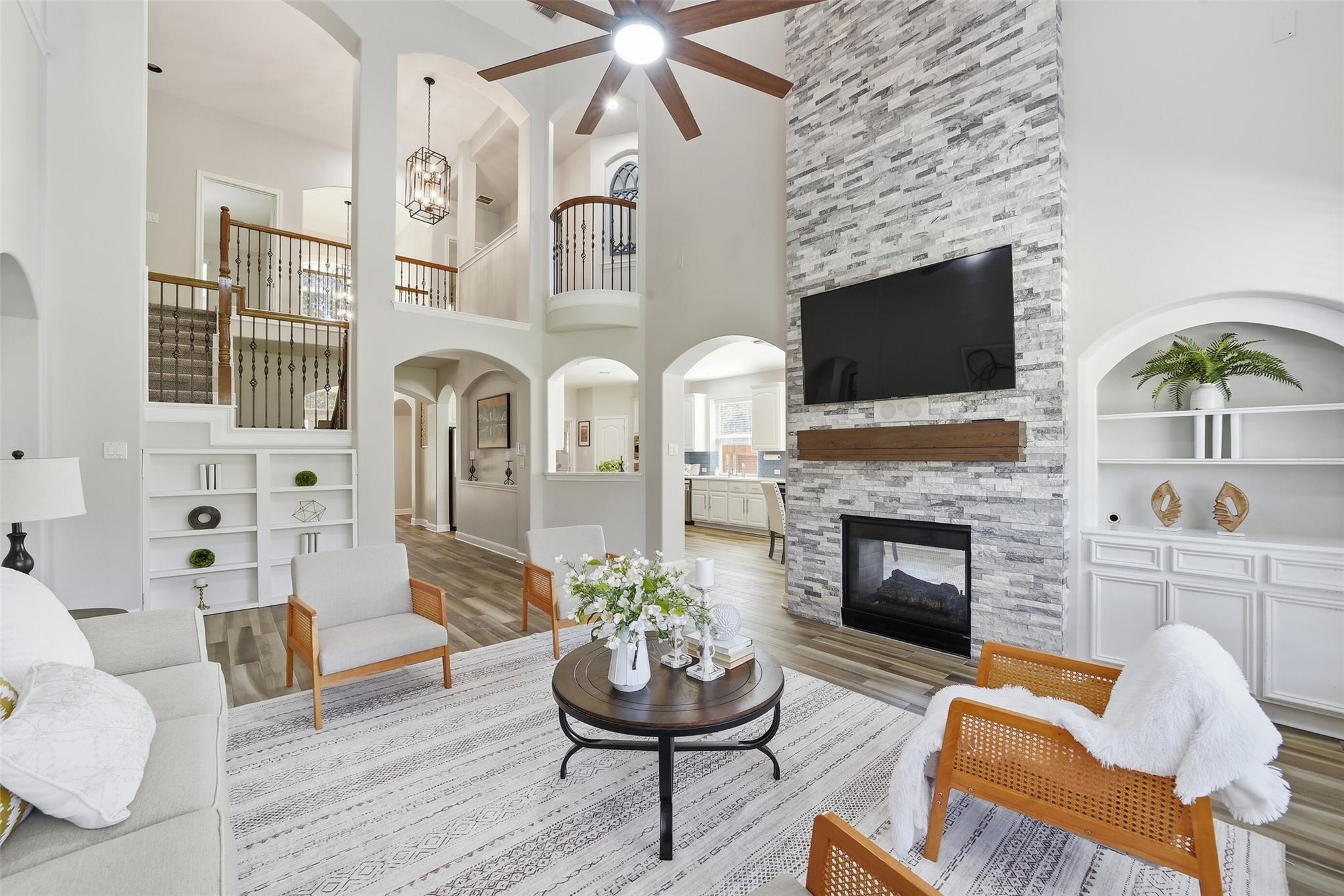 2710 Golden Larch Drive — photo