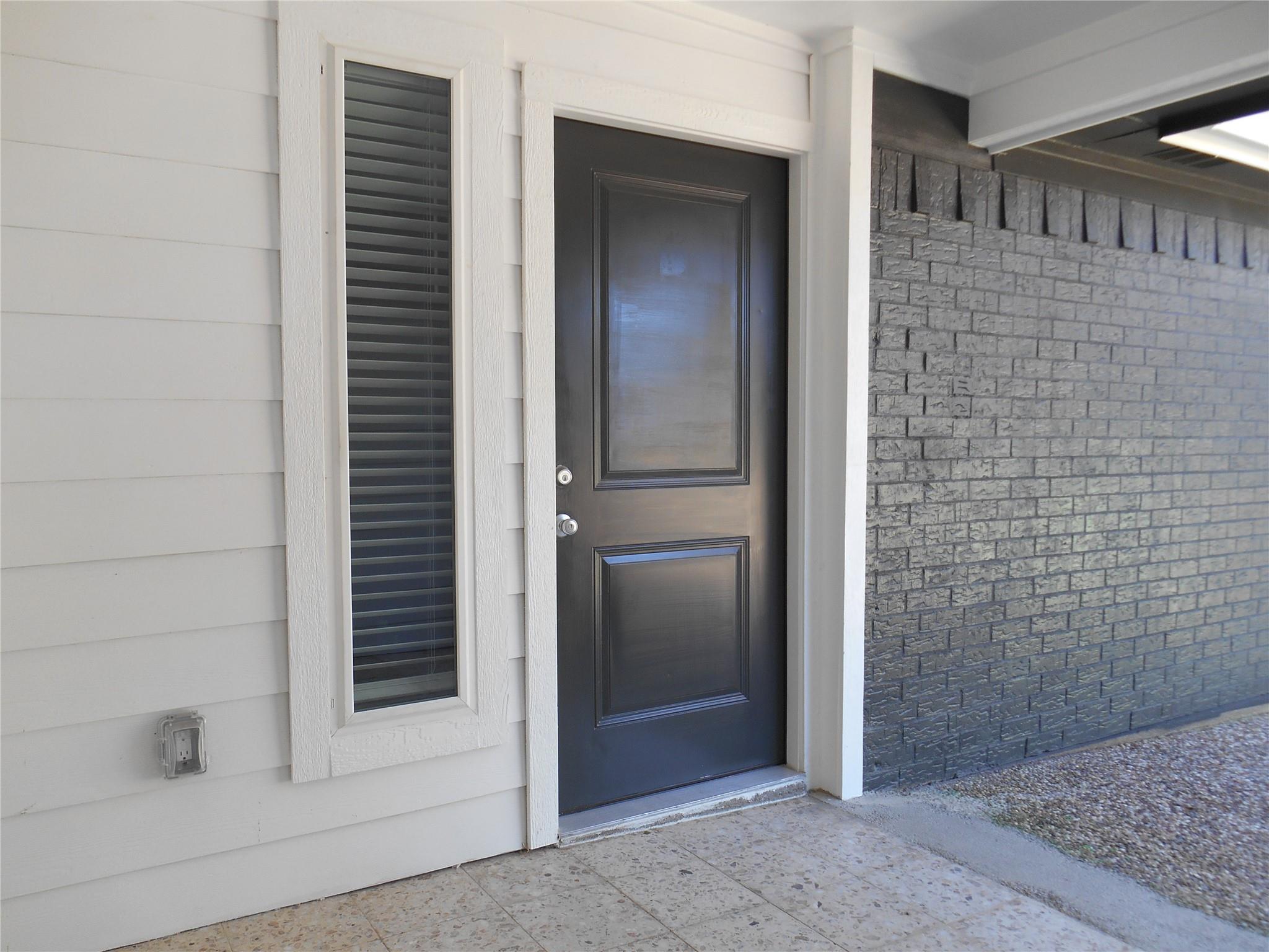 1547 Greenfield Road — photo
