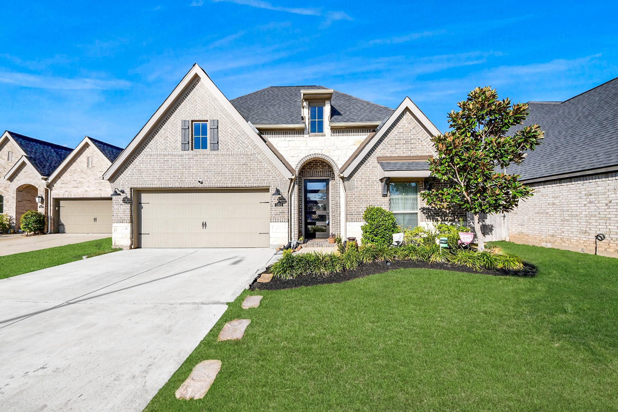 1311 Hudgins Pass — photo