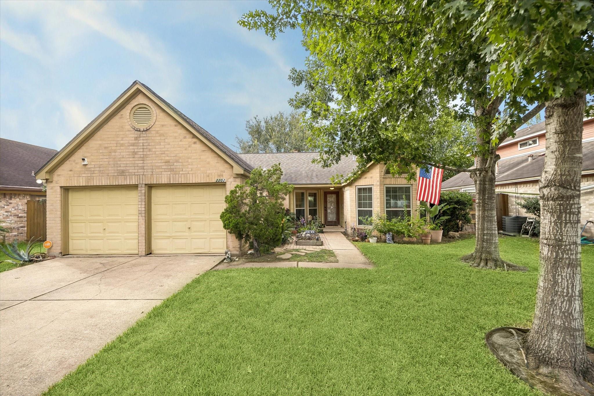 2202 Westwood Drive — photo