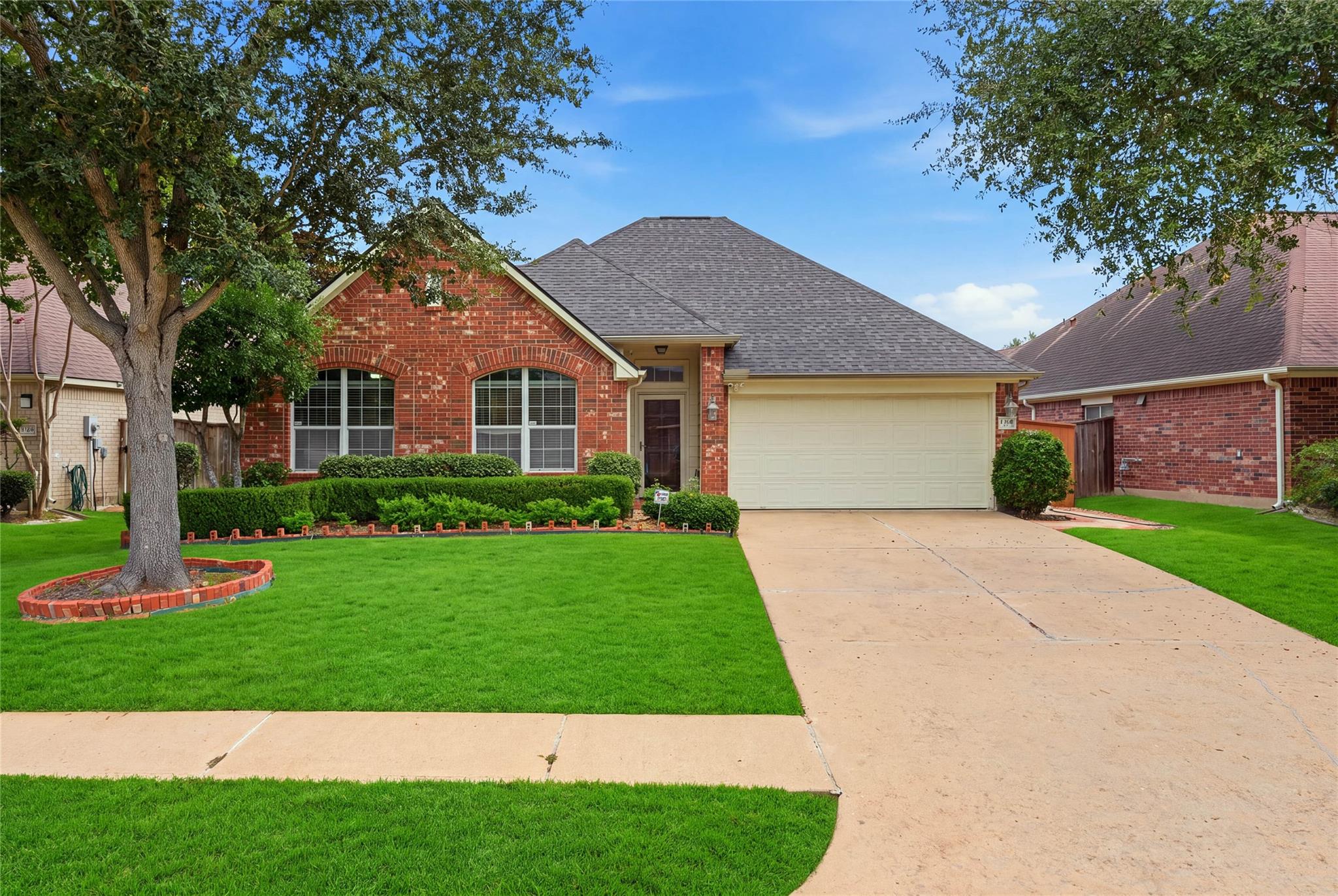 16106 Saxon Hollow Lane — photo