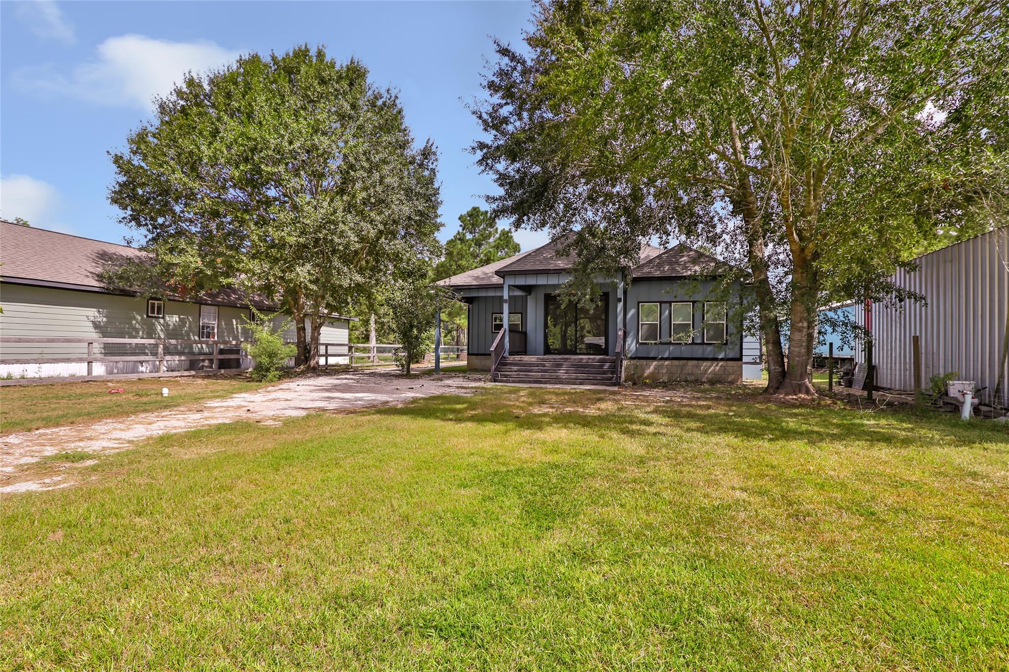 1031 County Road 3404 — photo