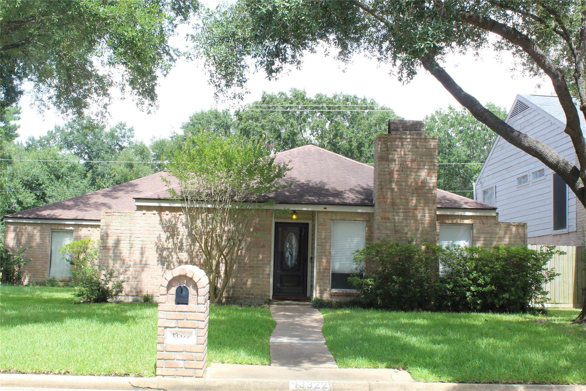 13322 Queensride Lane — photo