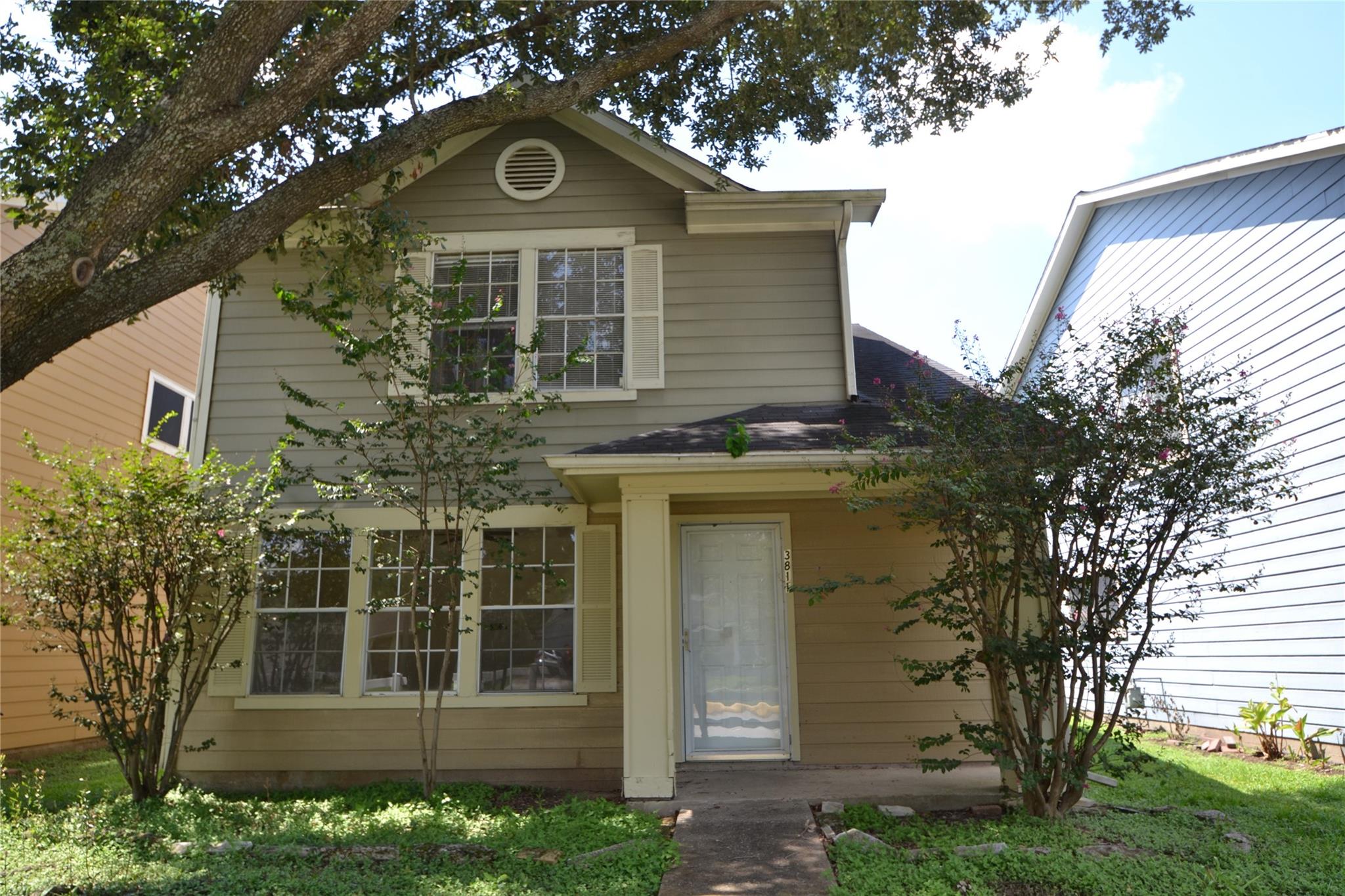 3811 E Traditions Court — photo