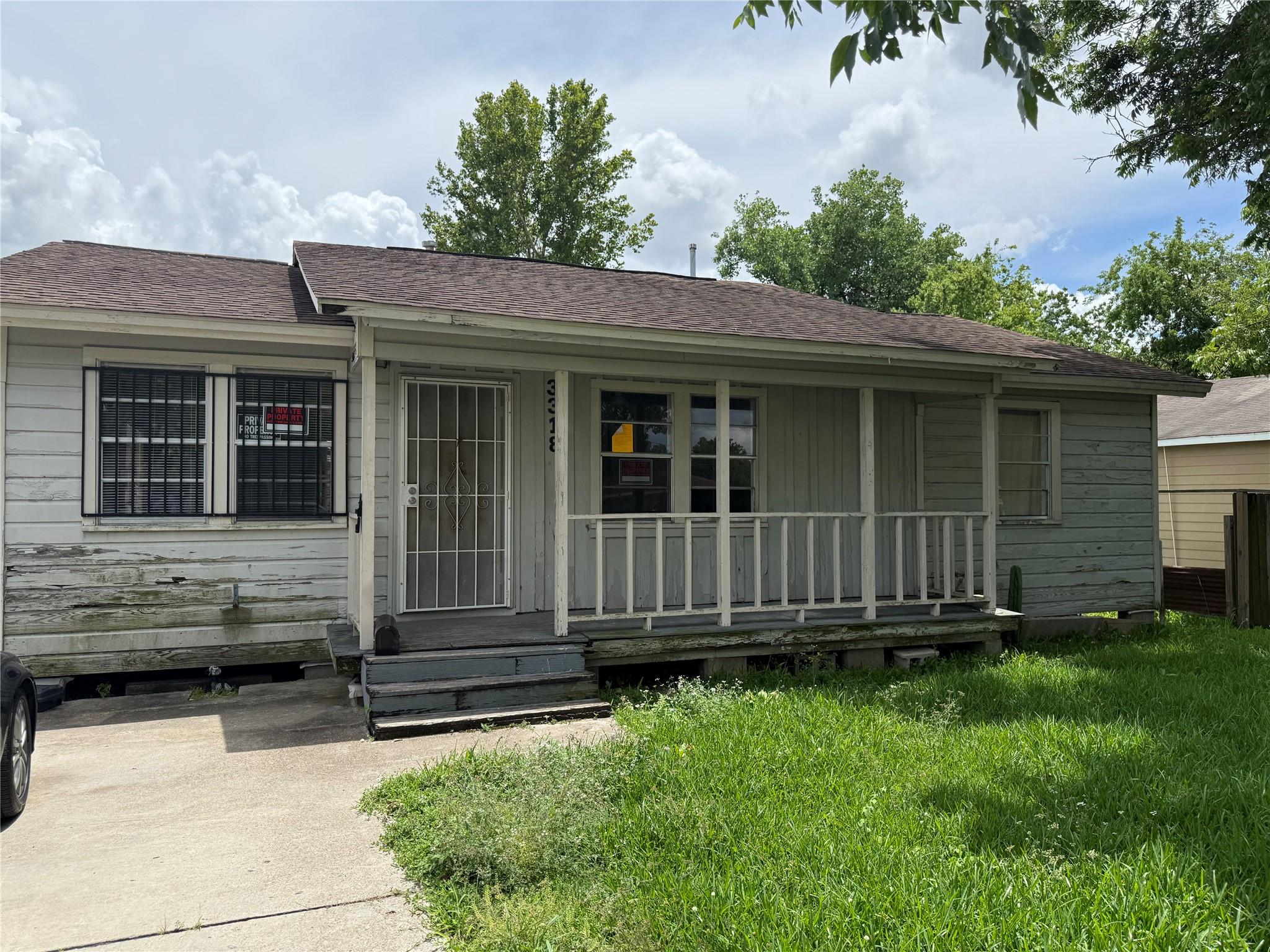 3318 Mooney Road — photo
