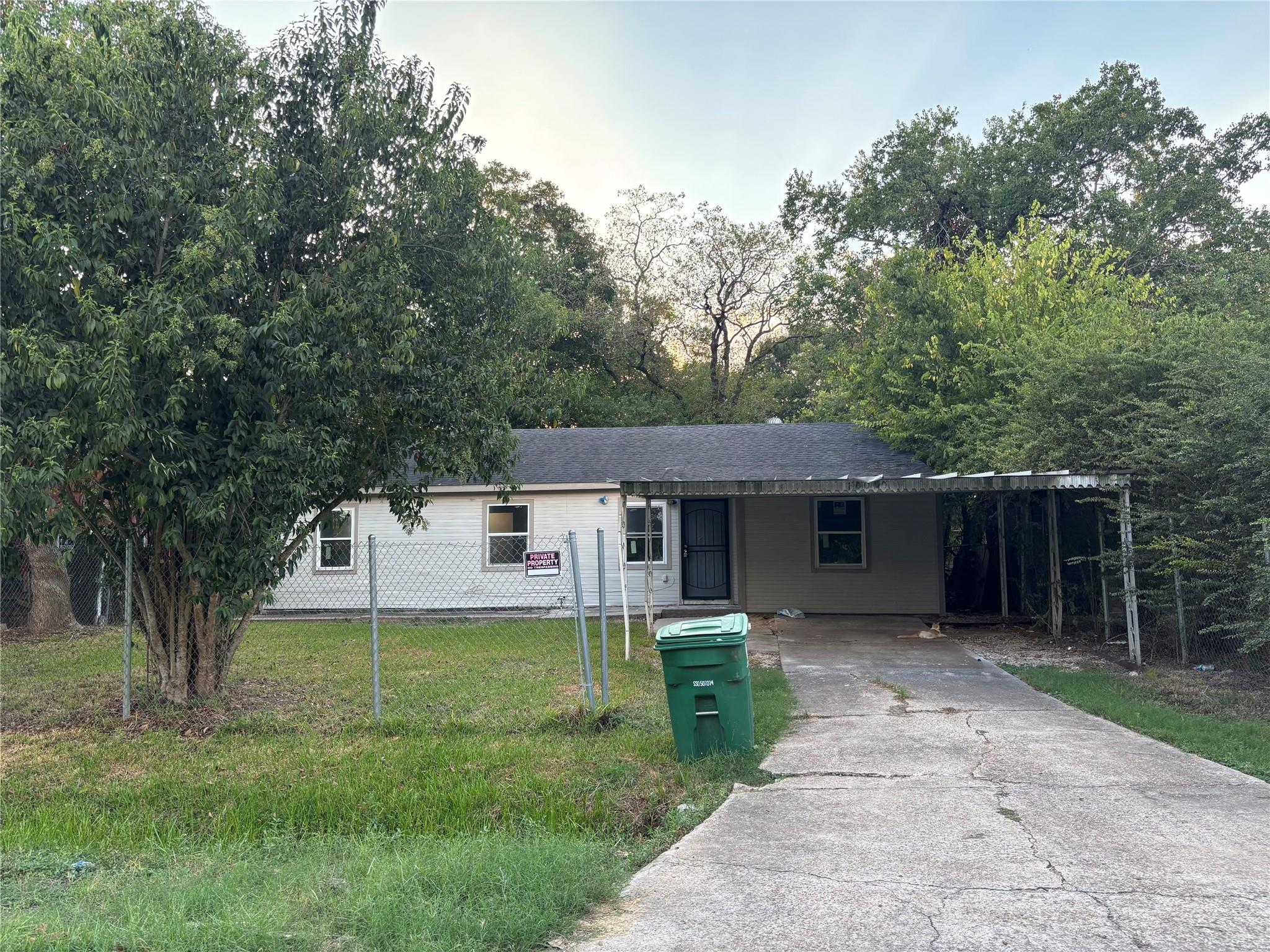 10010 Cathedral Drive — photo