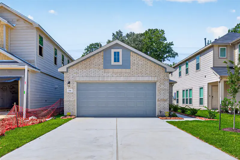 516 Emerald Thicket — photo