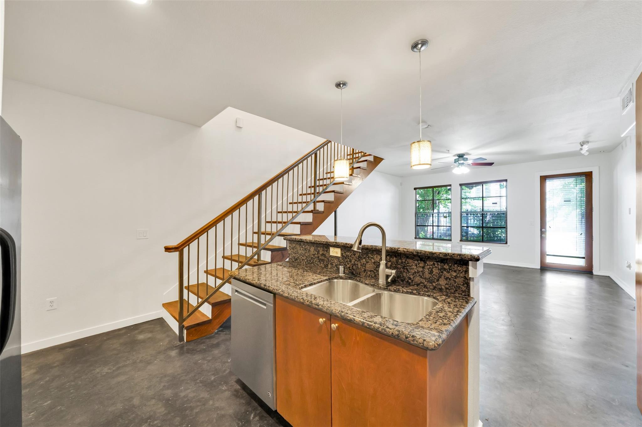 2216 Chenevert Street #6 — photo
