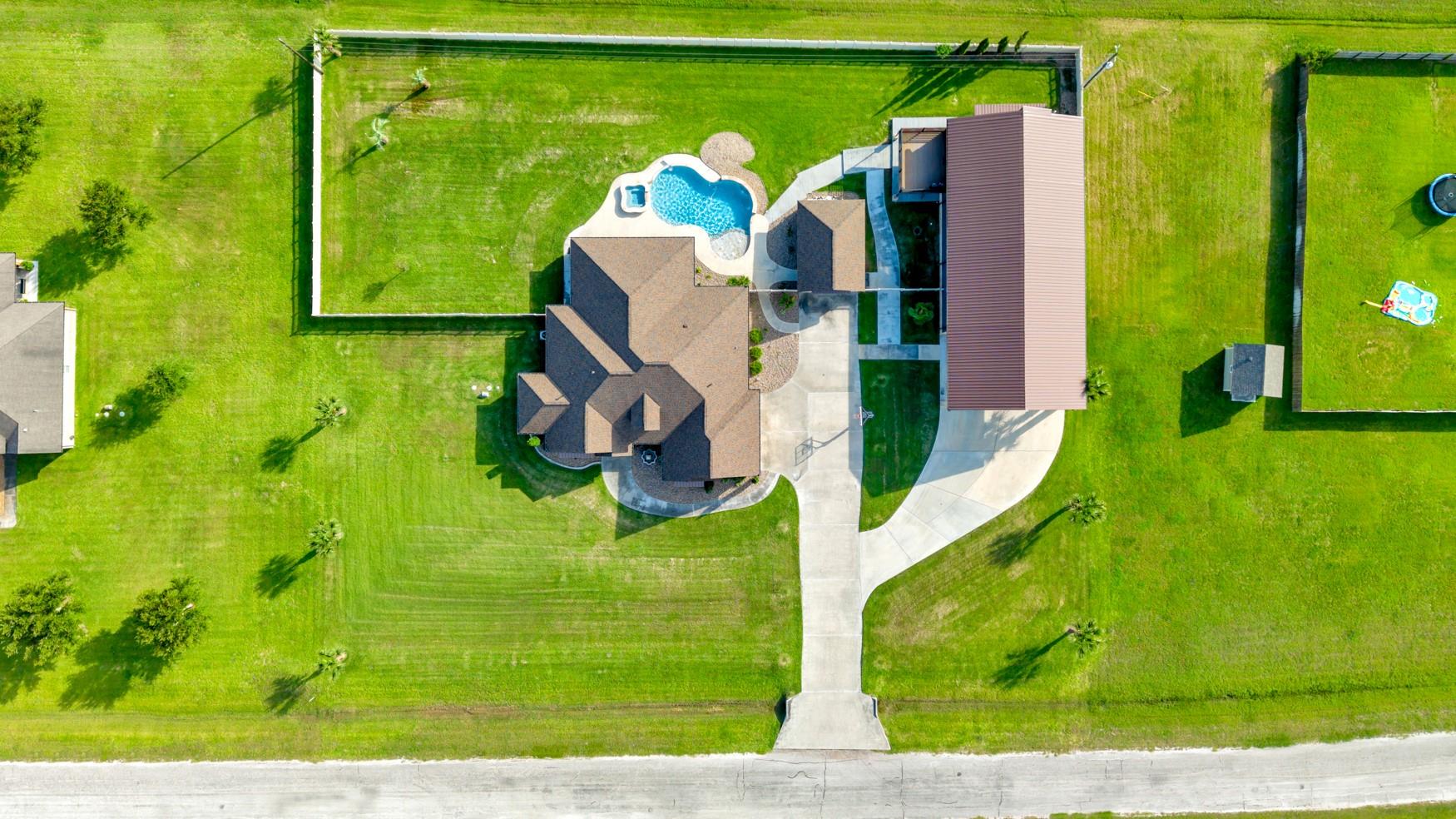 121 Spring Ridge, Victoria, TX 77904 — photo 3