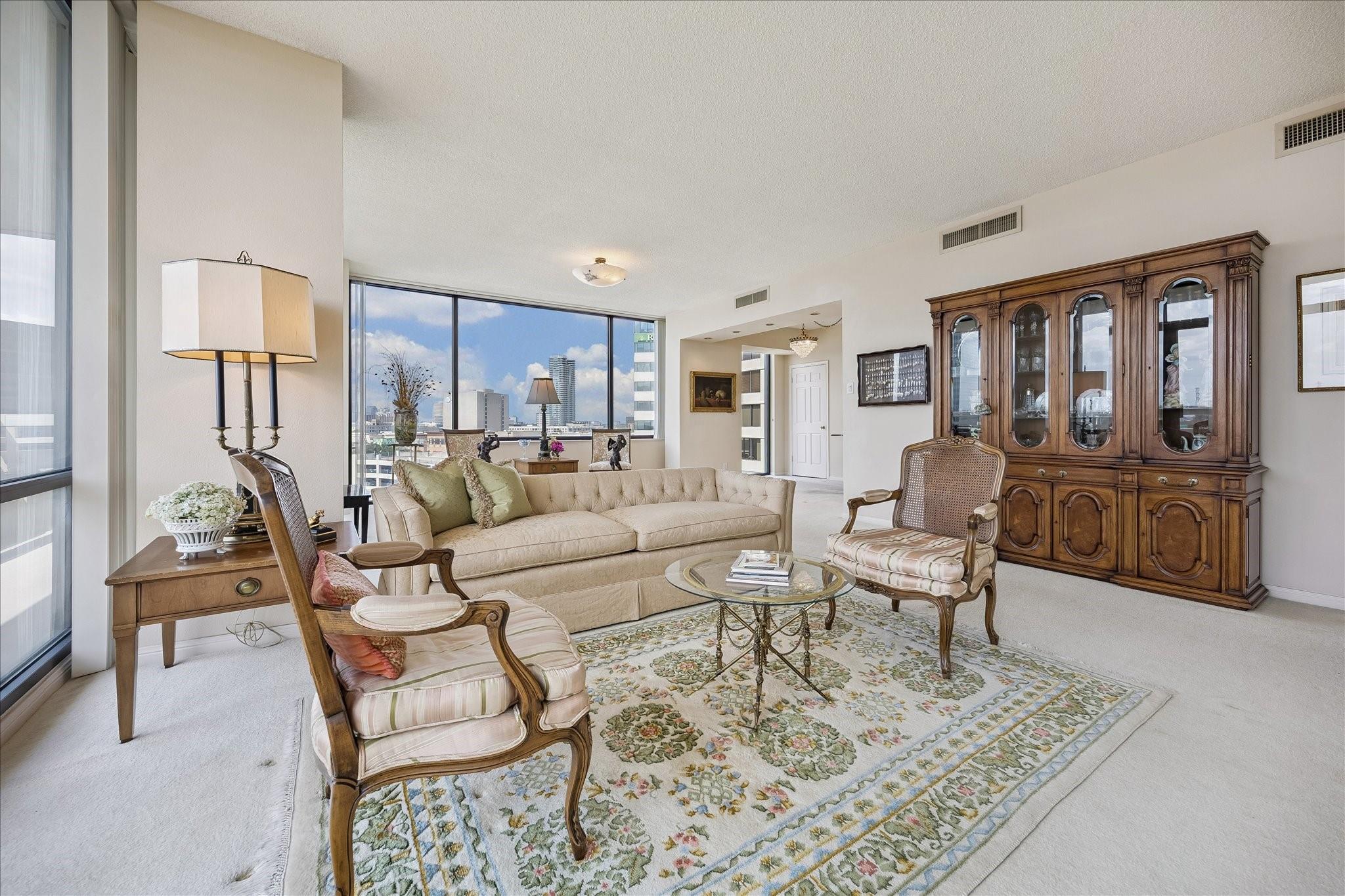 15 Greenway Plaza #9F — photo