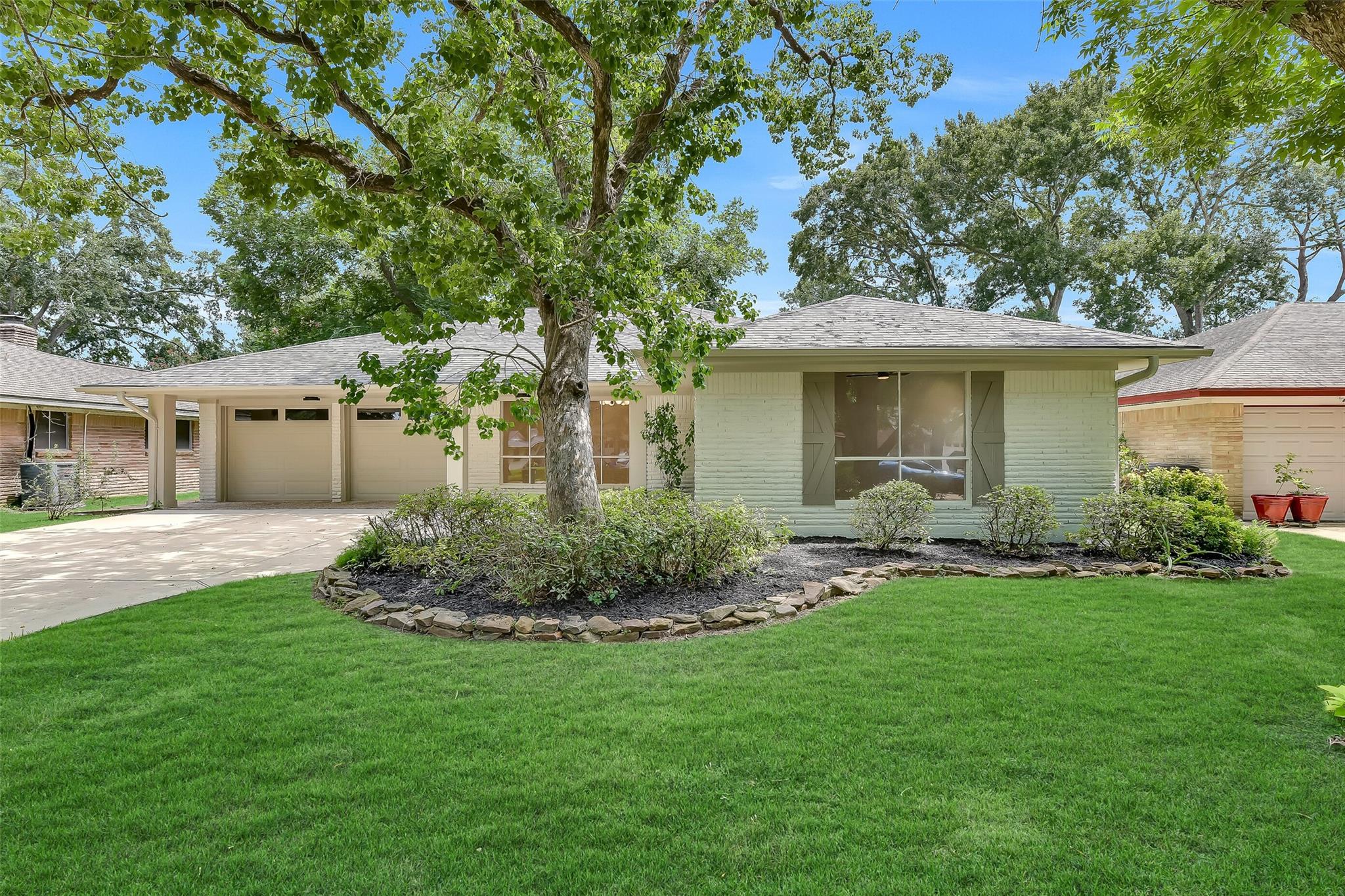 1617 Wavecrest Lane — photo