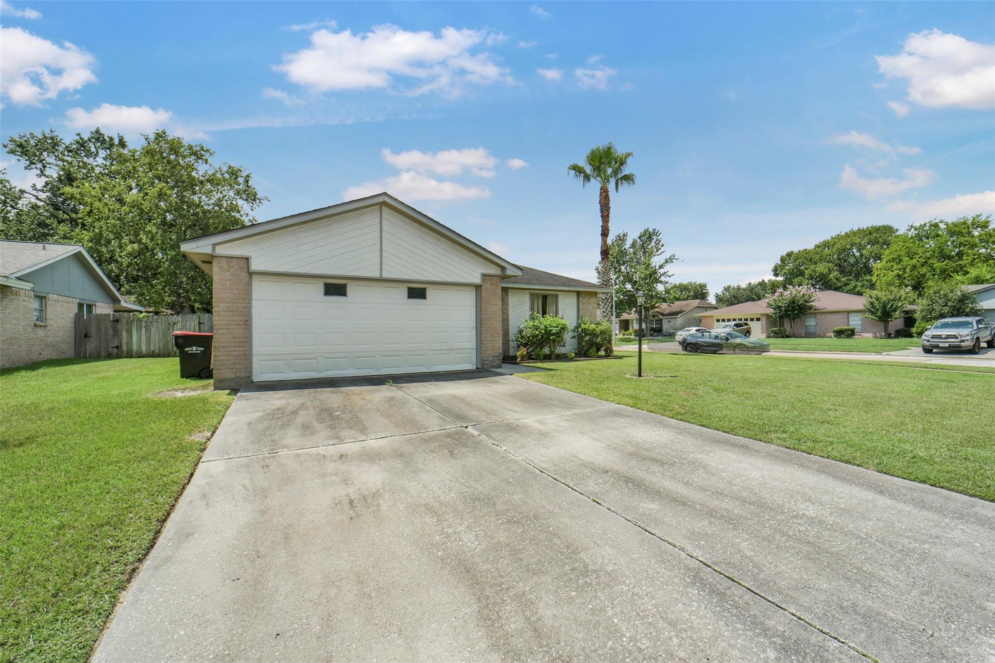 9927 Jademont Lane — photo