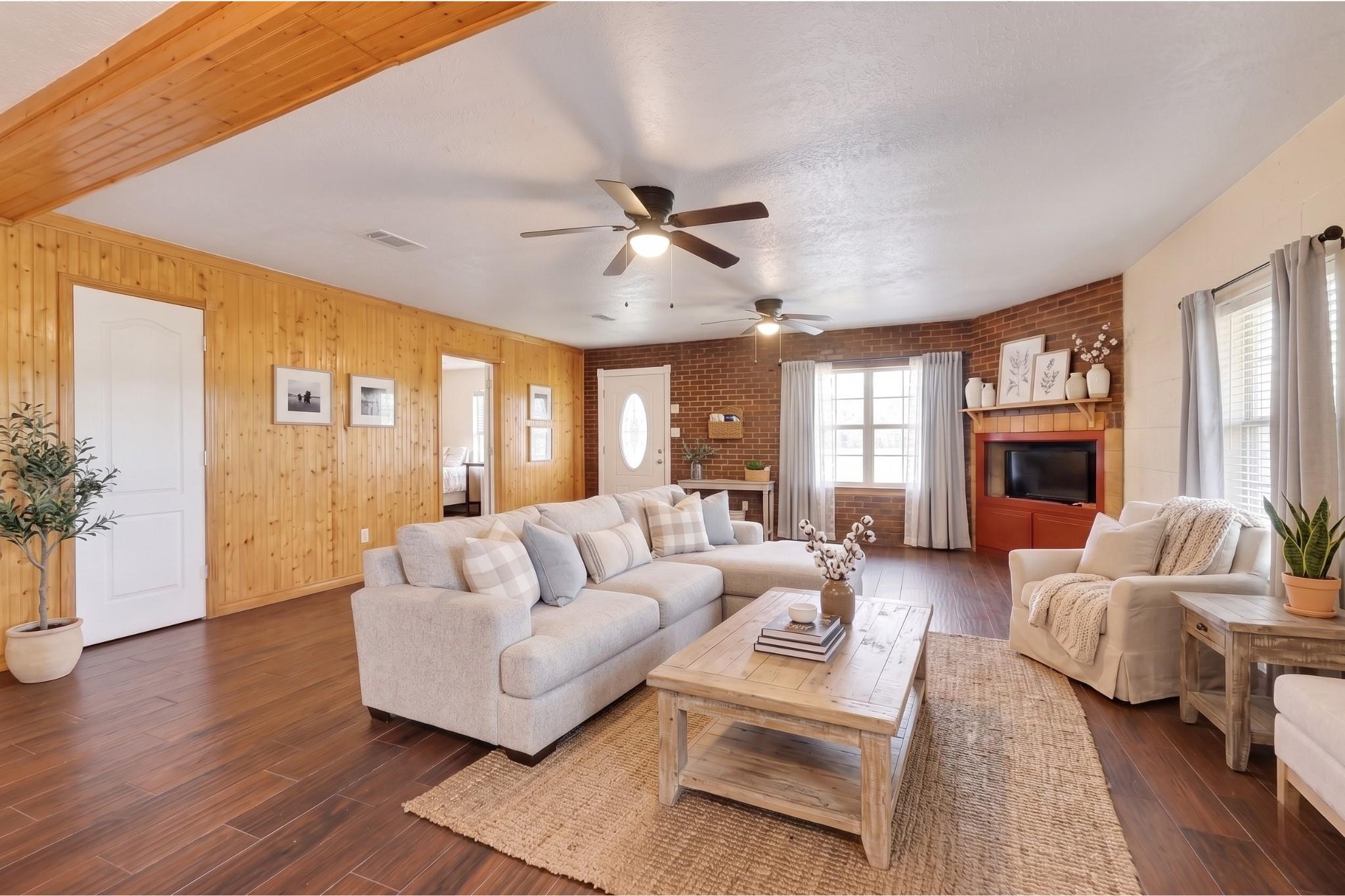 6014 Linda Drive — photo