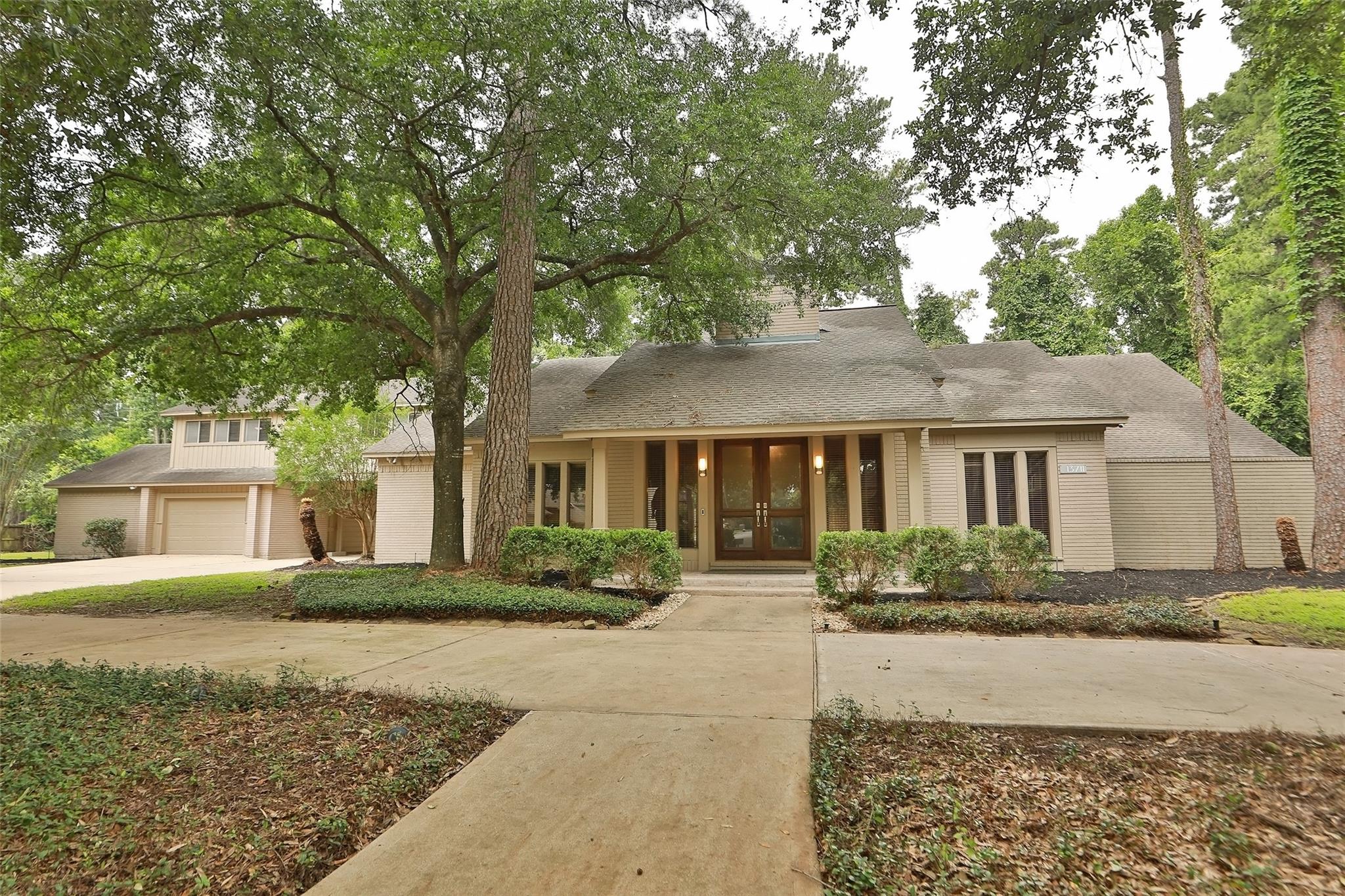 13711 Champions Park Drive — photo