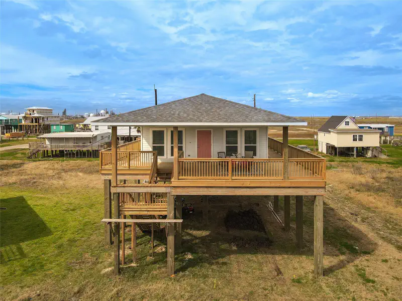 1014 Treaty Dr — photo