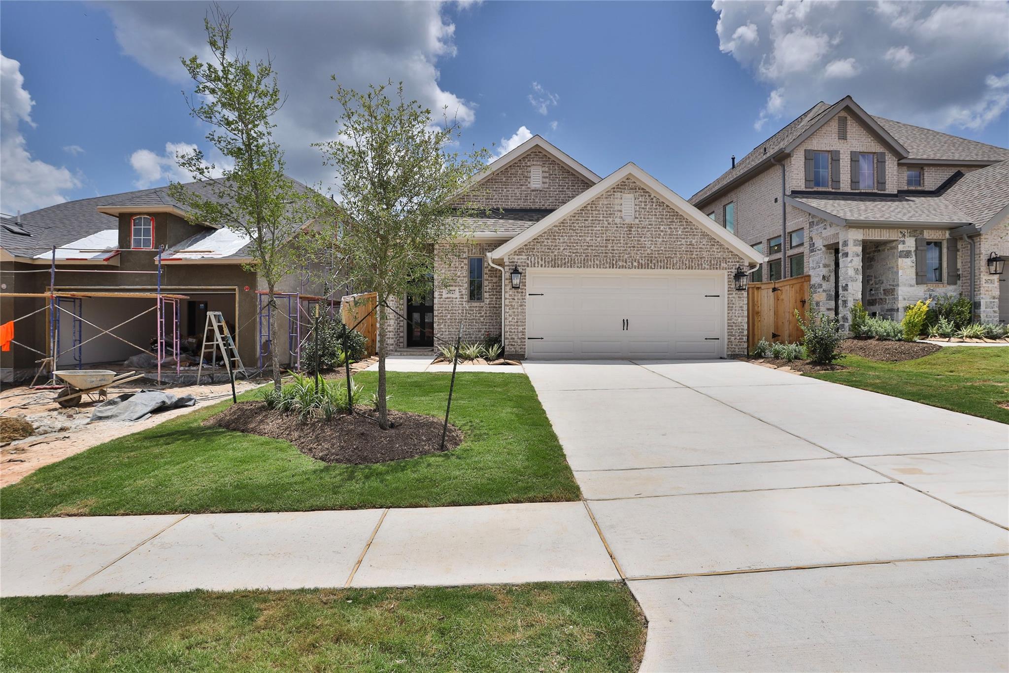 26727 Texas Lantana Lane — photo