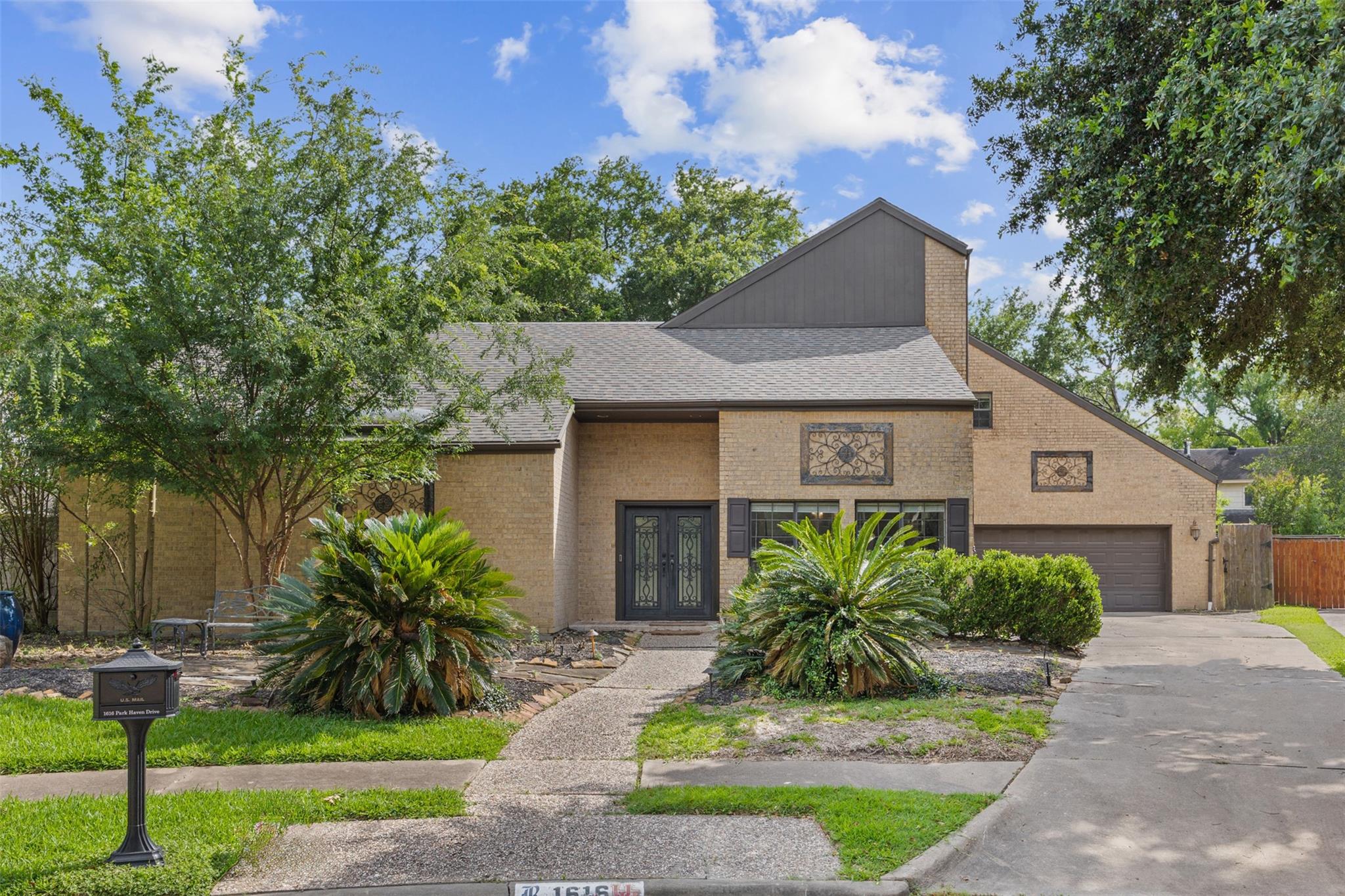1616 Park Haven Drive — photo