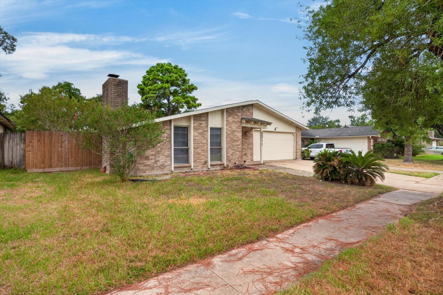 5311 Cairnleigh Drive — photo